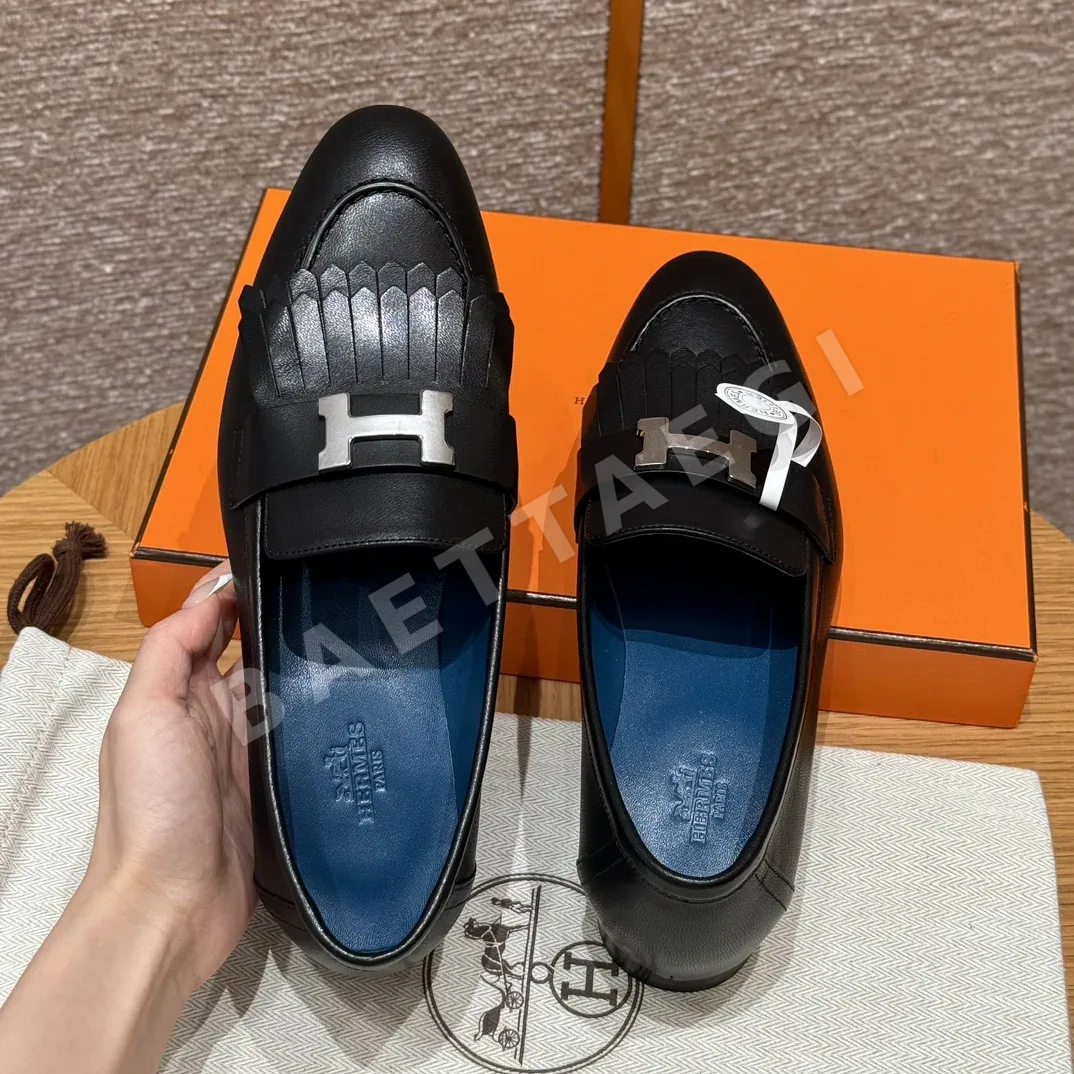 에르메스 로얄 로퍼 블랙 염소 가죽 실버 버클 상세 이미지 3