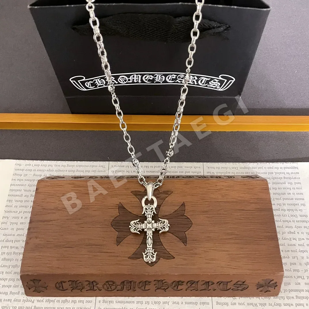 크롬하츠 크로스볼 레터 펜던트 목걸이 126873