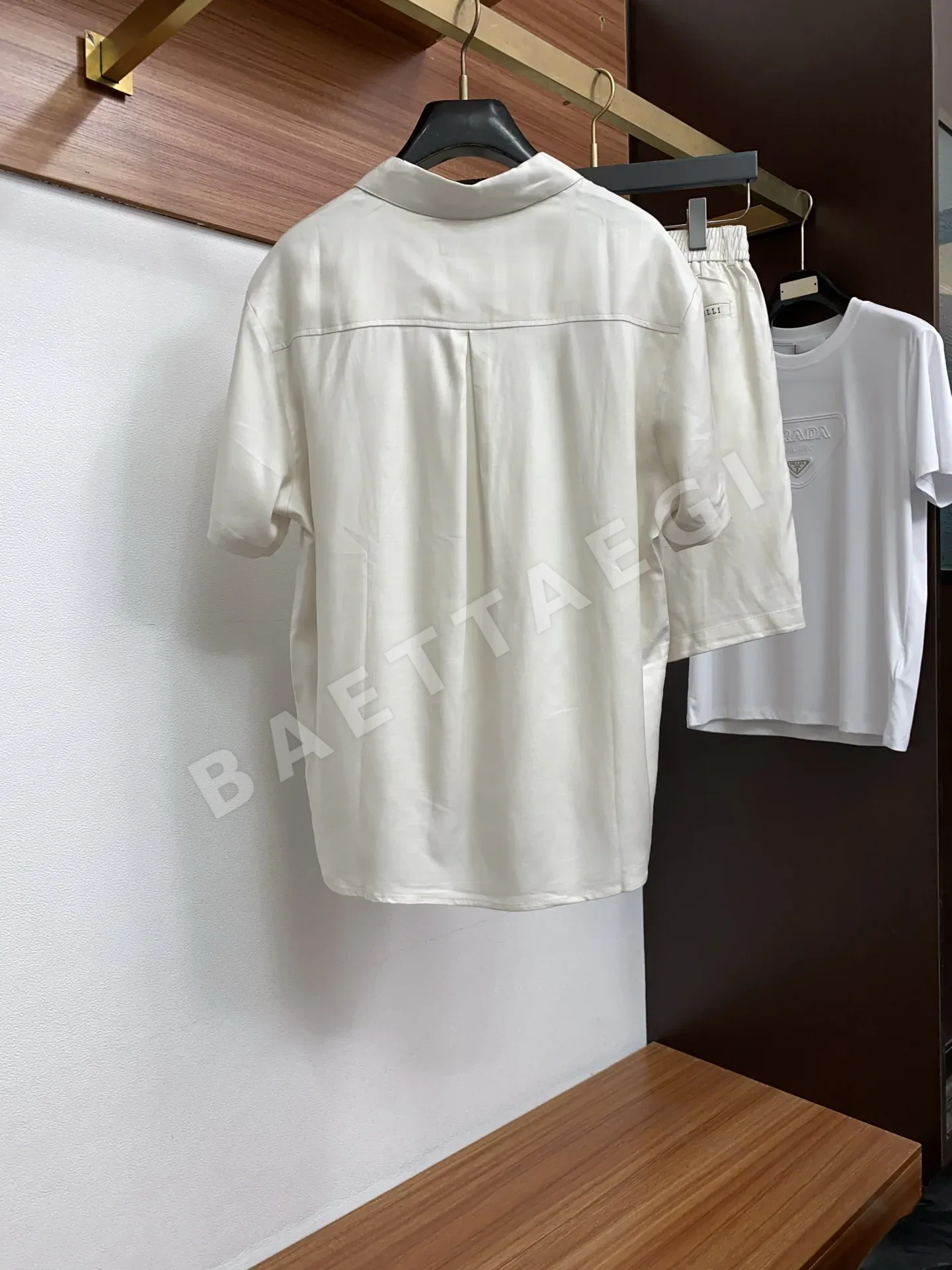 브루넬로쿠치넬리 남성 린넨 반바지 세트 상세 이미지 9