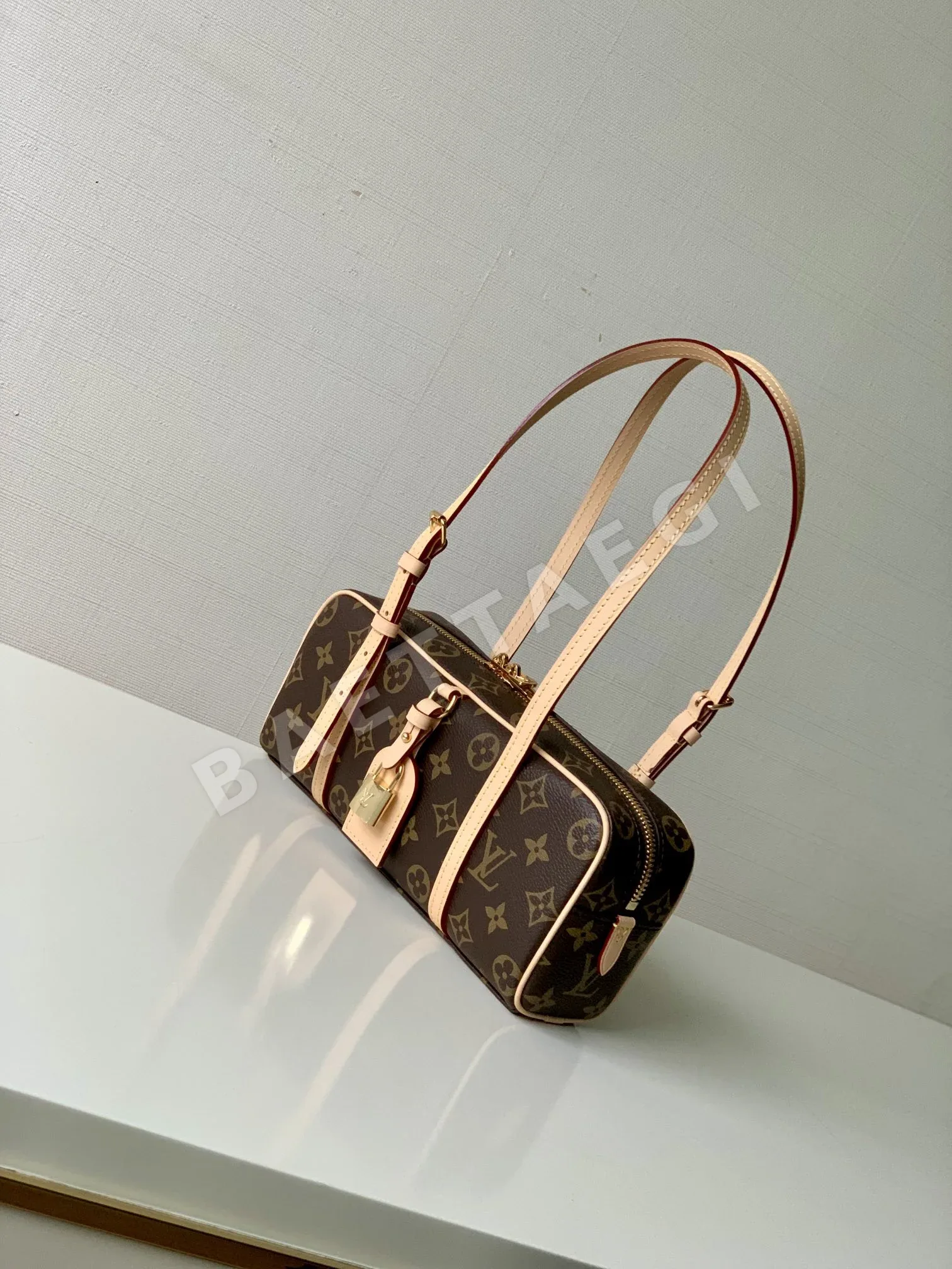루이비통 M47031 핸드백 상세 이미지 2