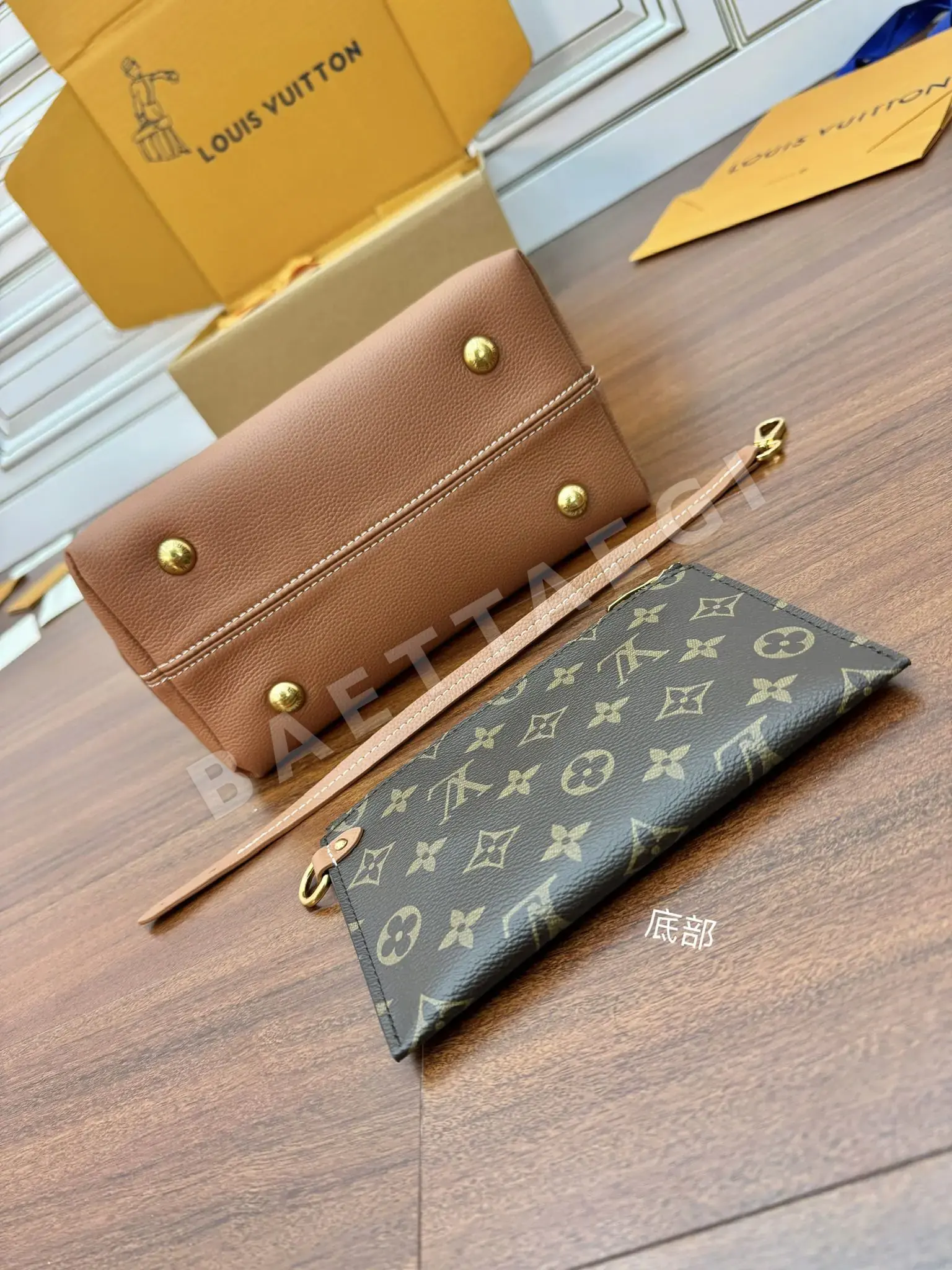 루이비통 M25354 가방 상세 이미지 4