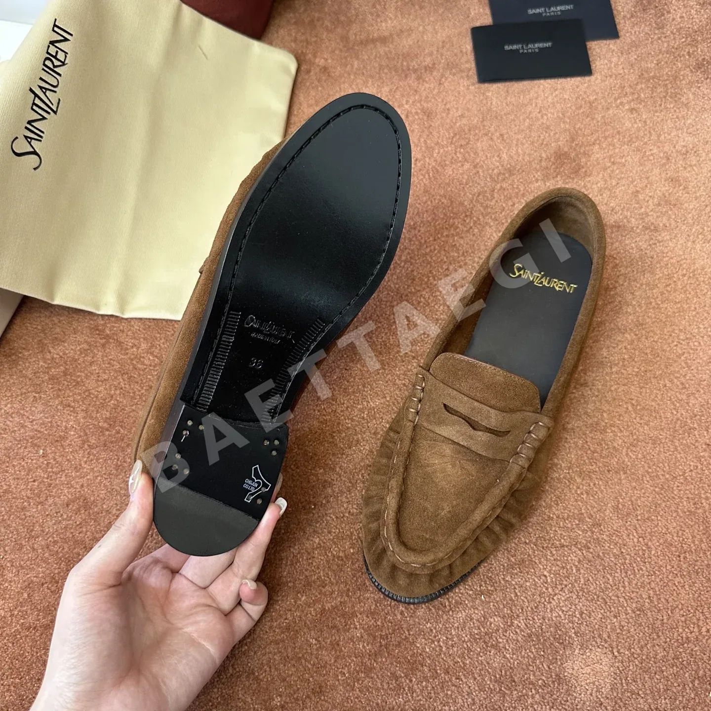 생로랑 YSL 앞코 덮인 플랫 뮬 상세 이미지 7