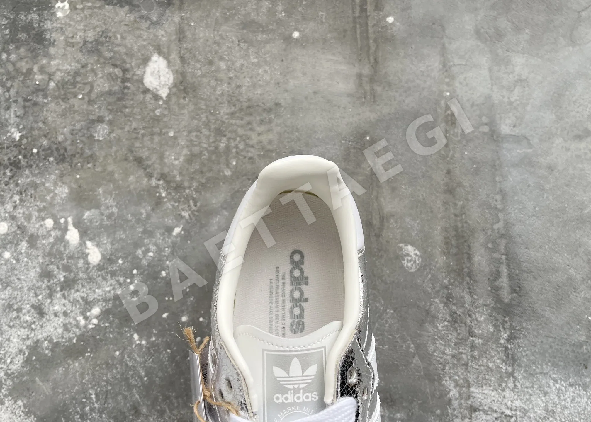 아디다스 신발 상세 이미지 9