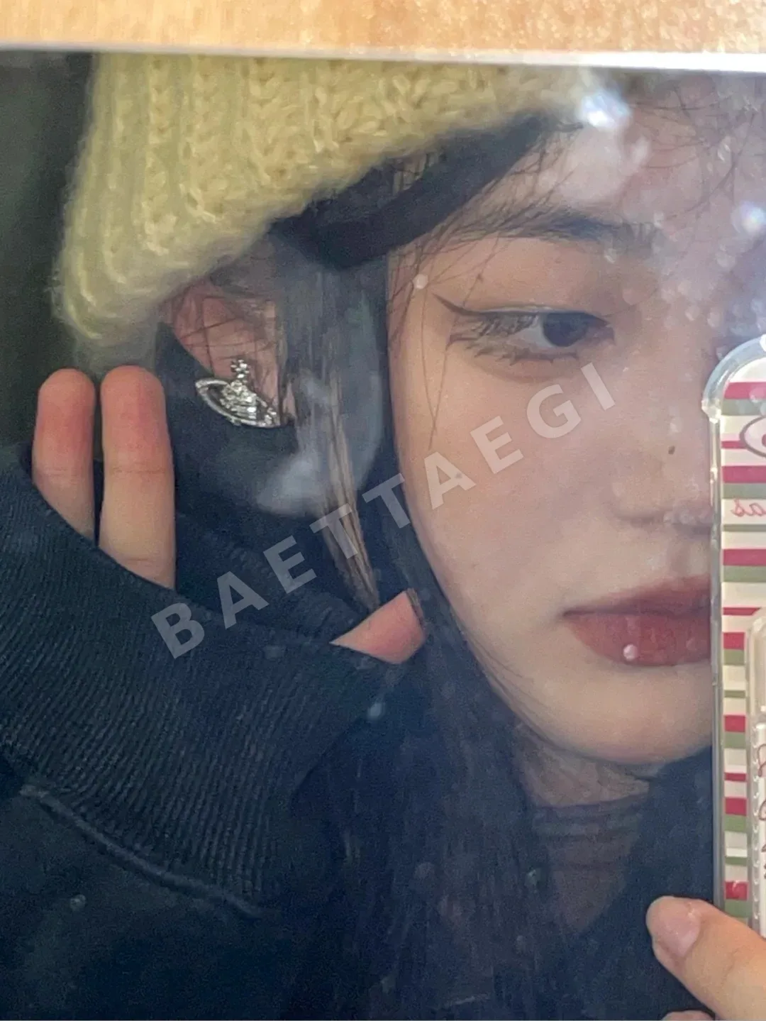 비비안웨스트우드 퓨어 크라운 스와로브스키 귀걸이 상세 이미지 2