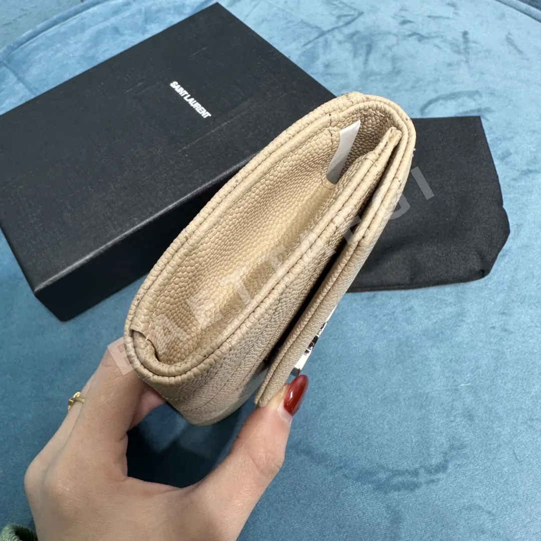 생로랑 캐비어 가죽 YSL 로고 지갑 상세 이미지 5