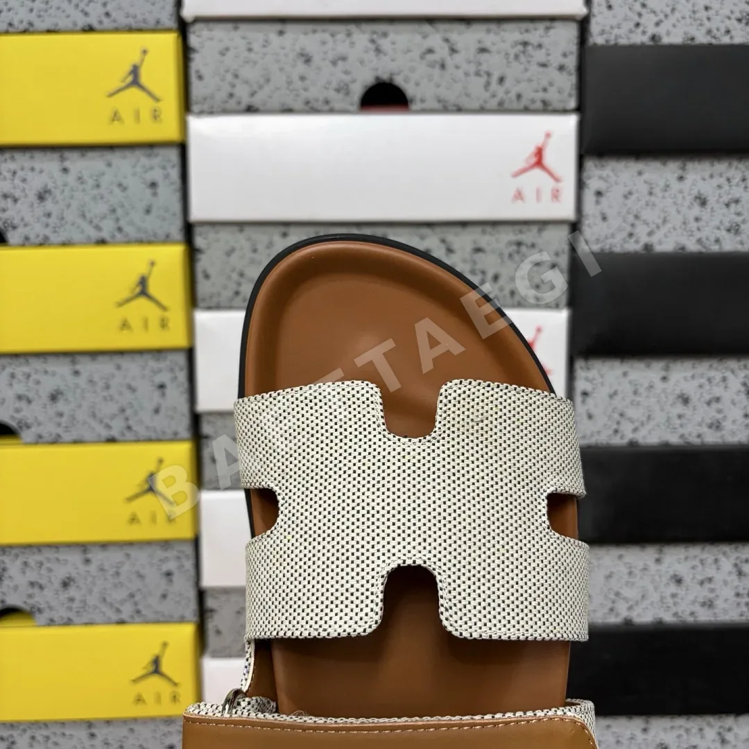 에르메스 [YX] 그레이 205754 Hermes Chypre Sandal / 상세 이미지 3