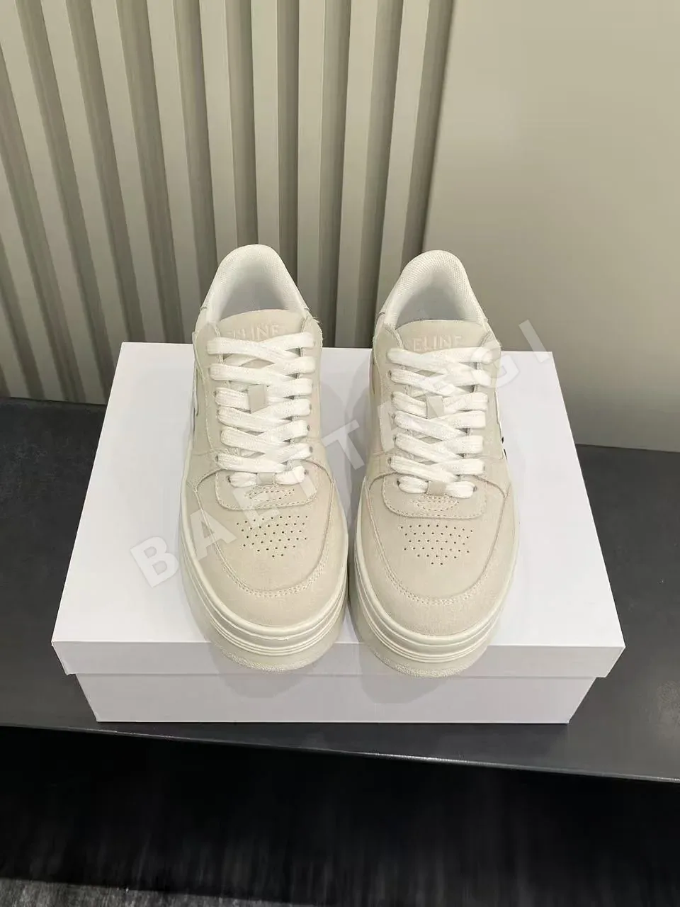 셀린느 플랫폼 화이트 스니커즈 상세 이미지 2