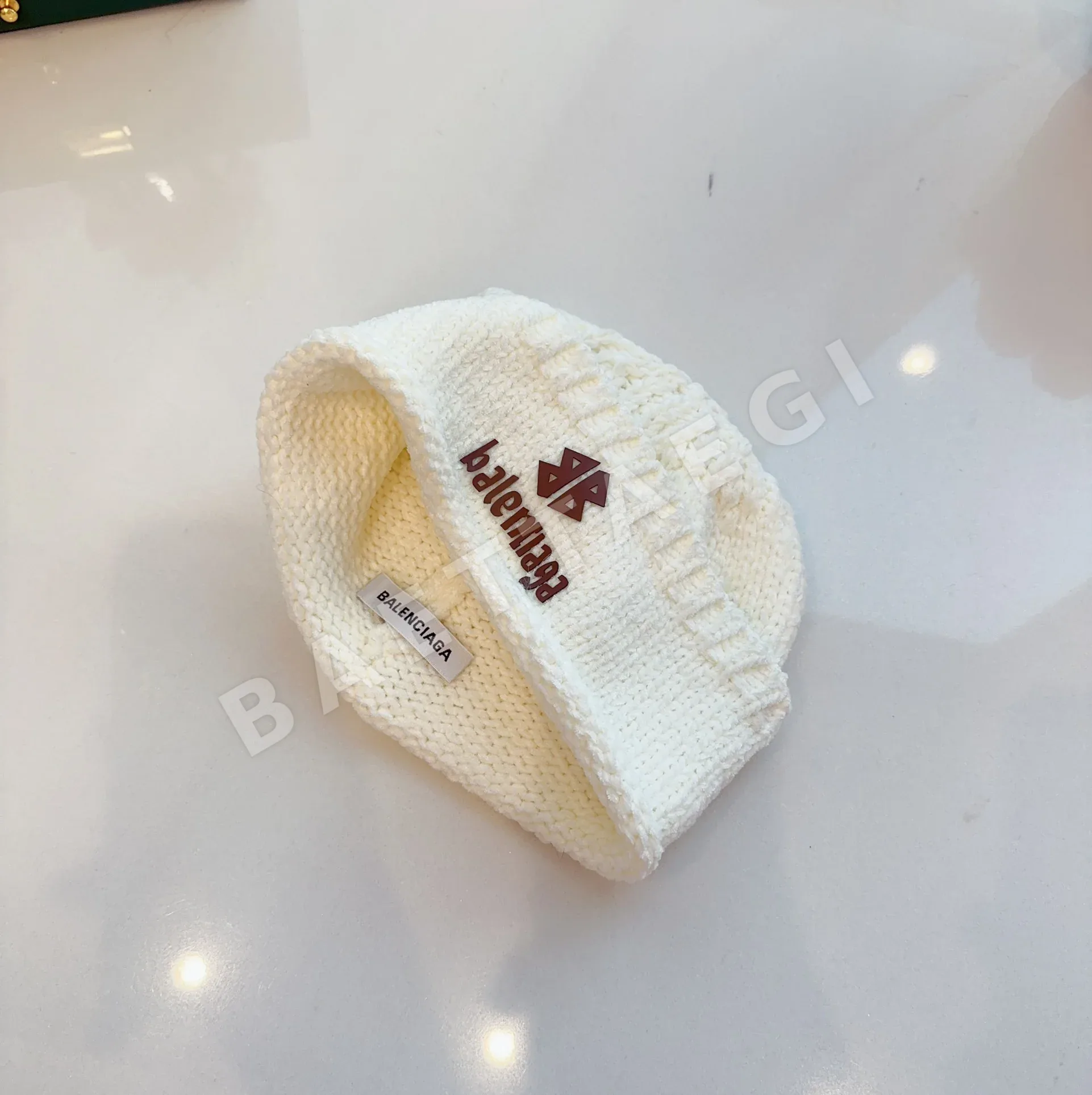 발렌시아가 니트 시어서커 모자 상세 이미지 5