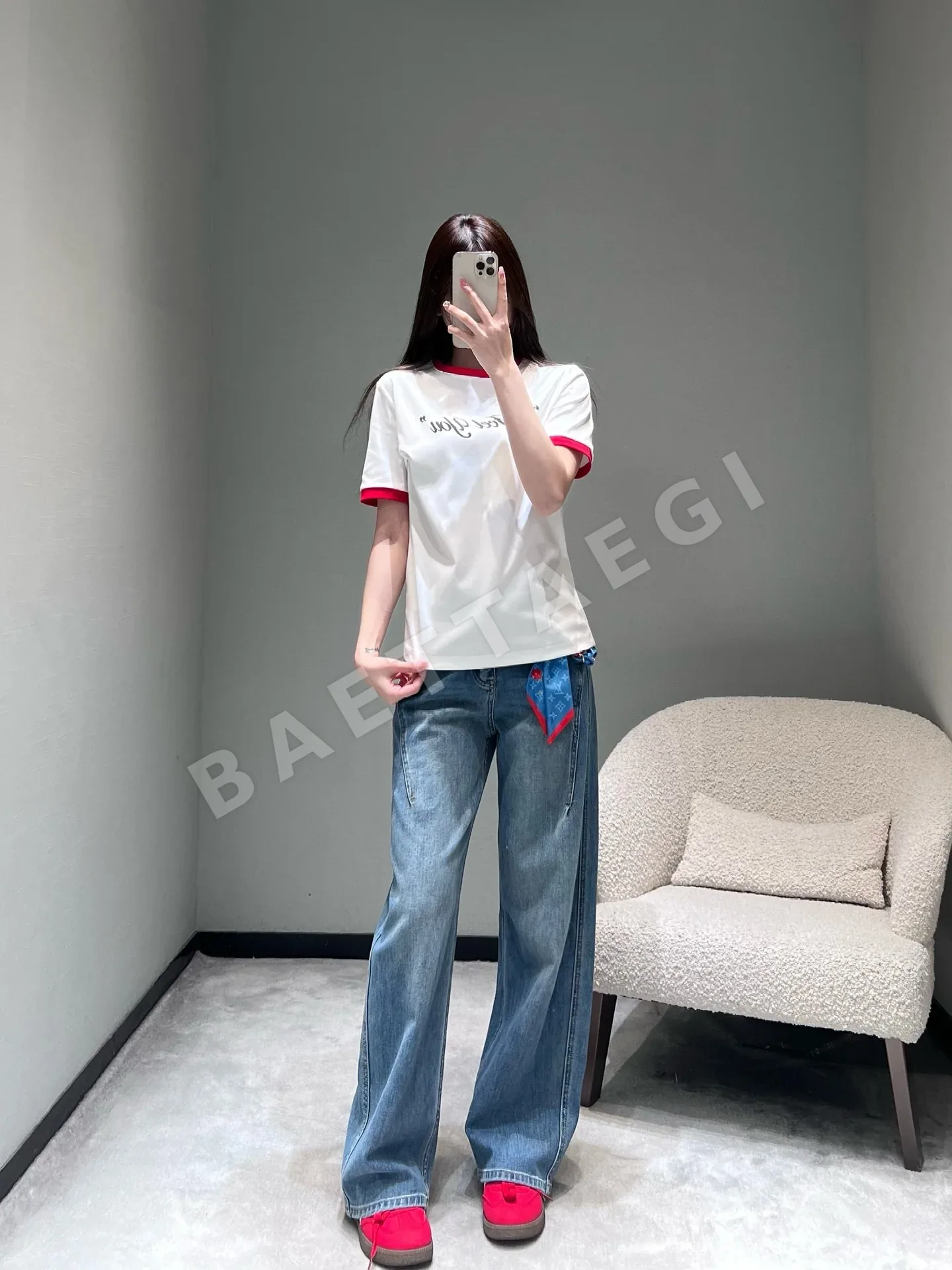 디올 카라 블록 레터 프린트 반팔 티셔츠 상세 이미지 6