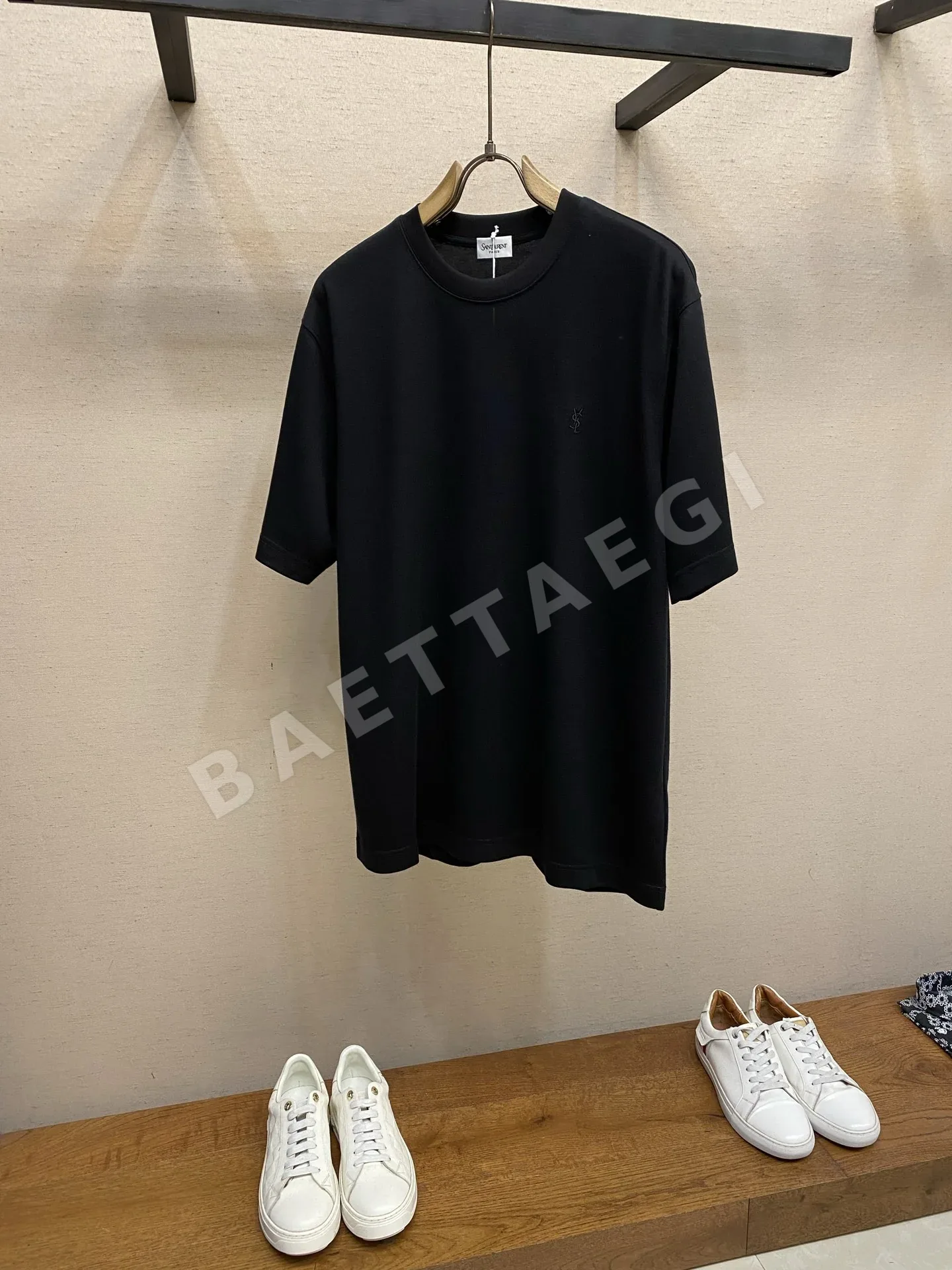 로로피아나 남성 반팔 티셔츠 48073