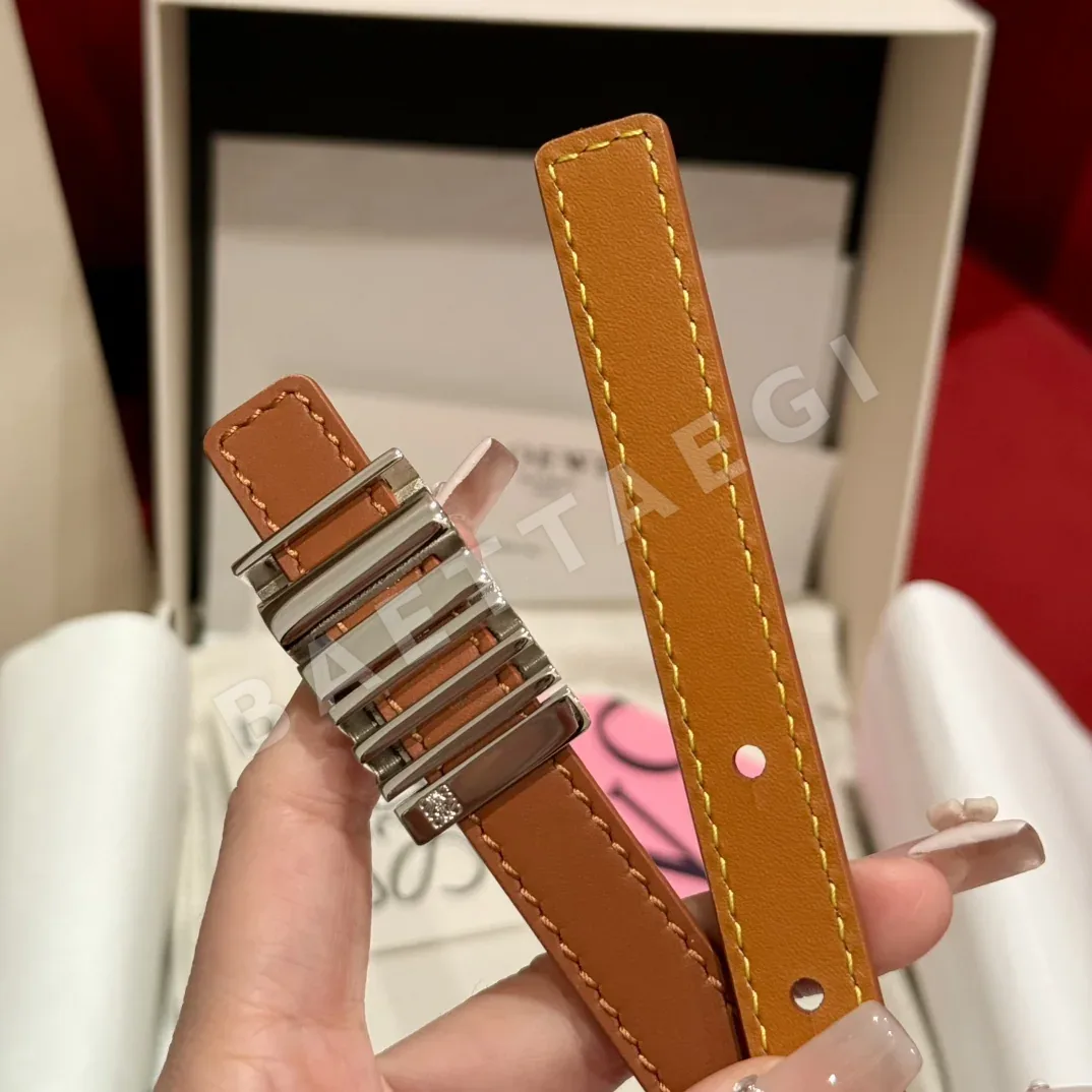 로에베 기하학 무늬 소가죽 여성 벨트 상세 이미지 9