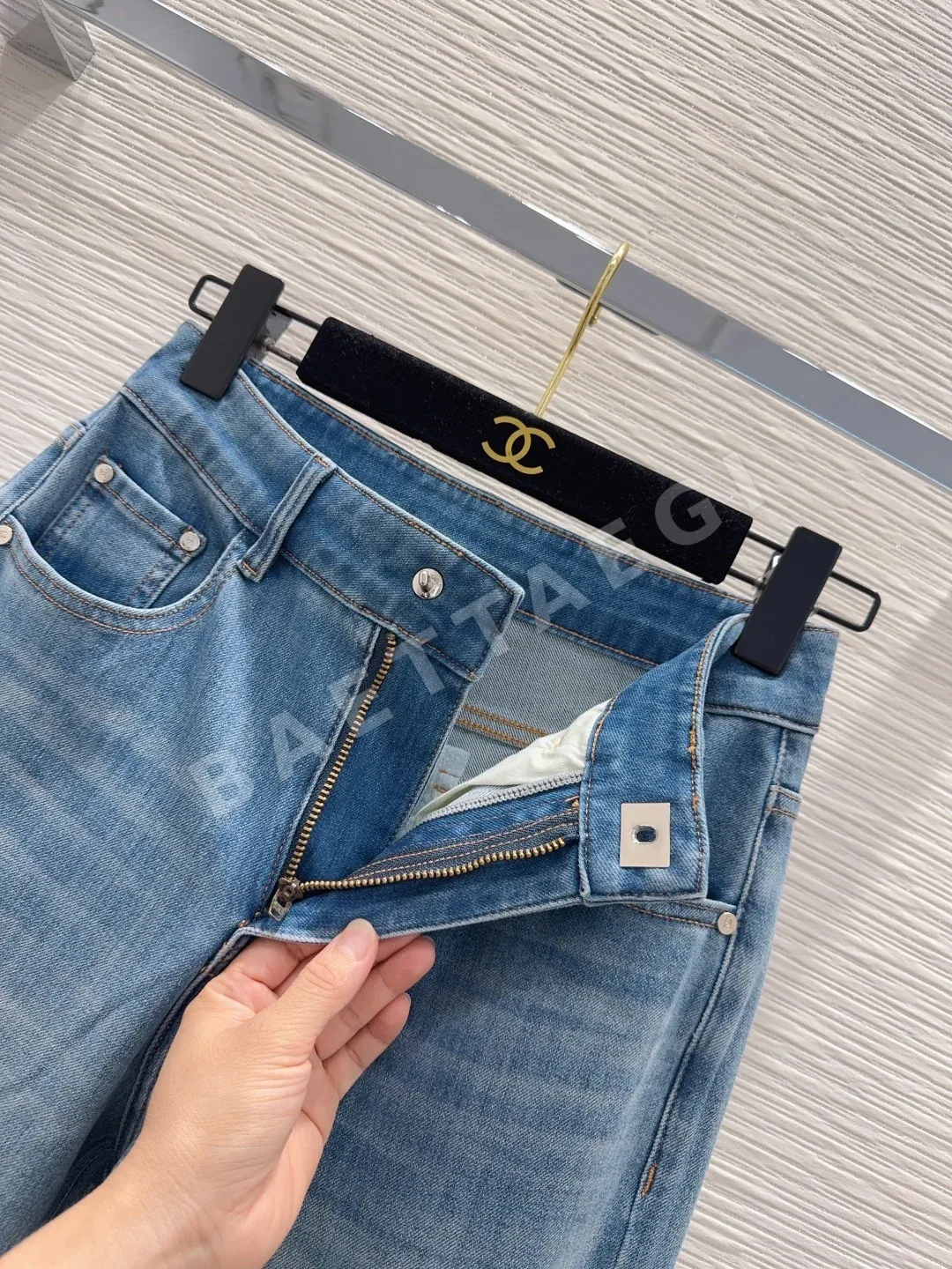 샤넬 여성 슬림 핏 진 바지 상세 이미지 6