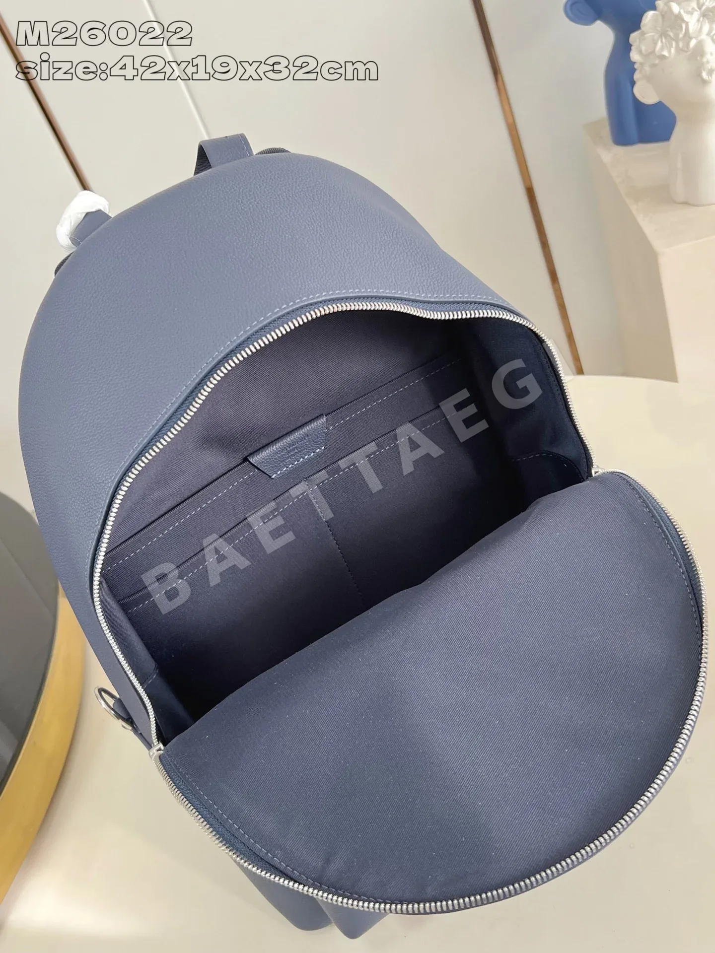 루이비통 M26022 백팩 상세 이미지 8