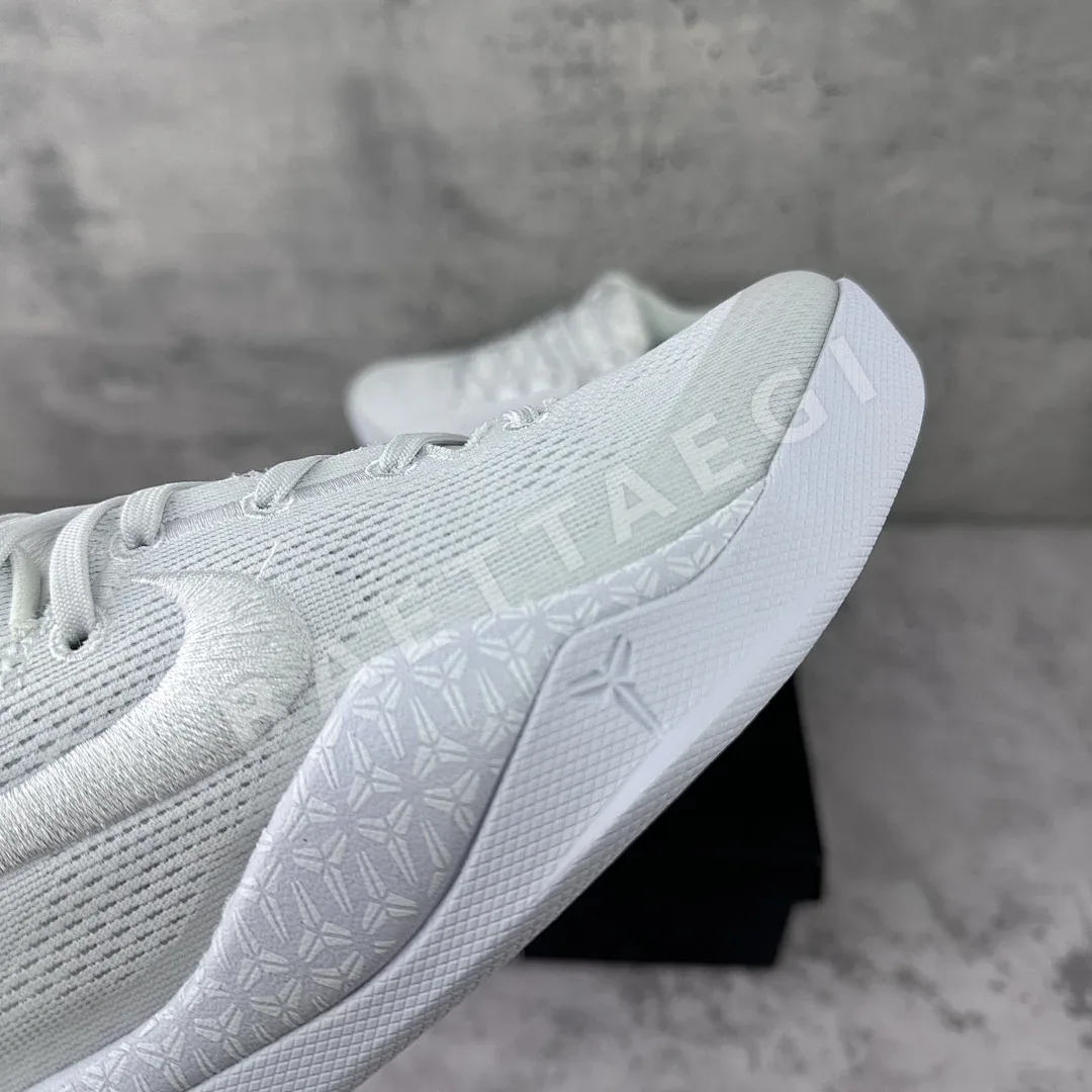 나이키 코비 8 프로트로 FJ9364-100 200988 Nike Kobe 8 Protro Halo ZK8 상세 이미지 3