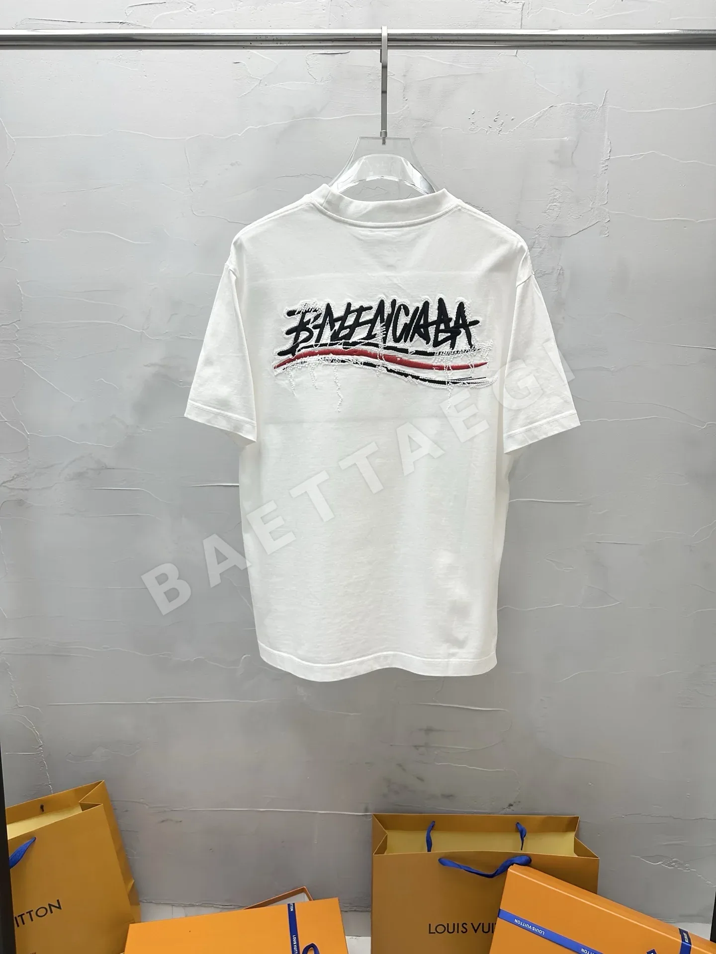 발렌시아가 불규칙 코카콜라 남성 반팔 티셔츠 상세 이미지 9