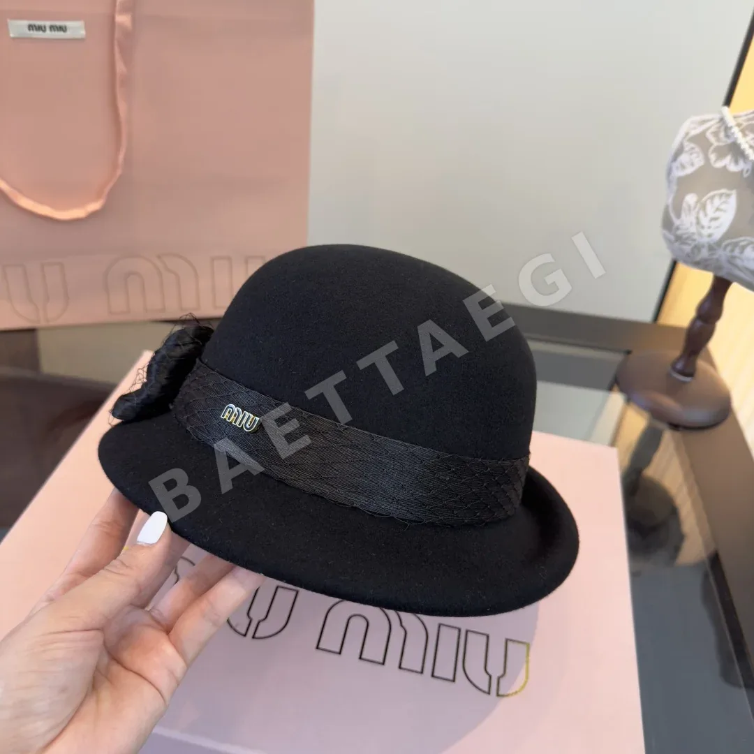 미우미우 모자 185802 Miu Miu Cap 상세 이미지 6