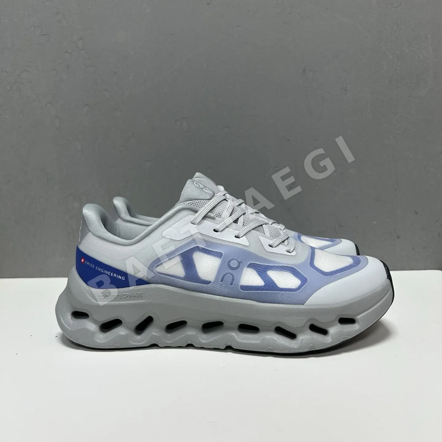 ON 신발 157687 Sneakers