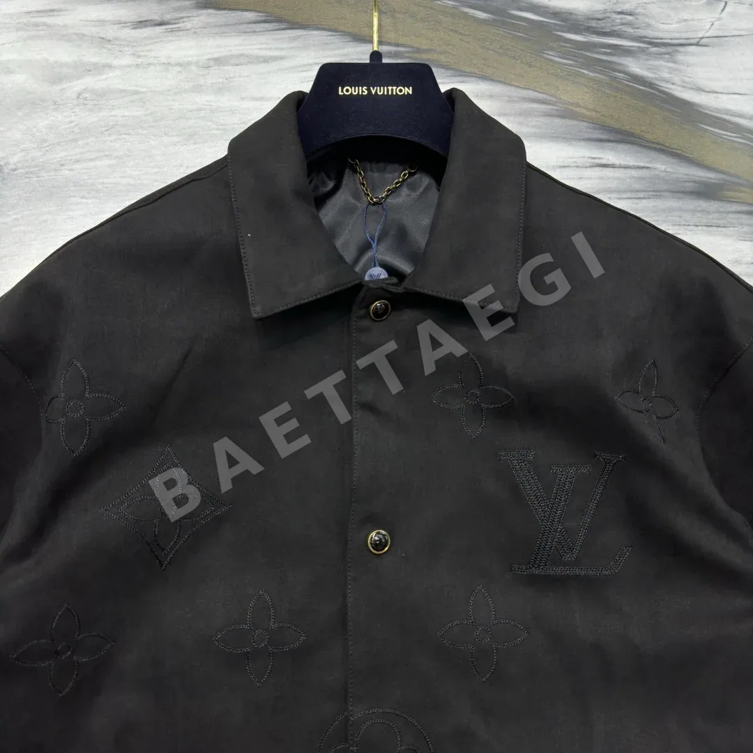 루이비통 자수 스웨이드 긴팔 재킷 상세 이미지 5