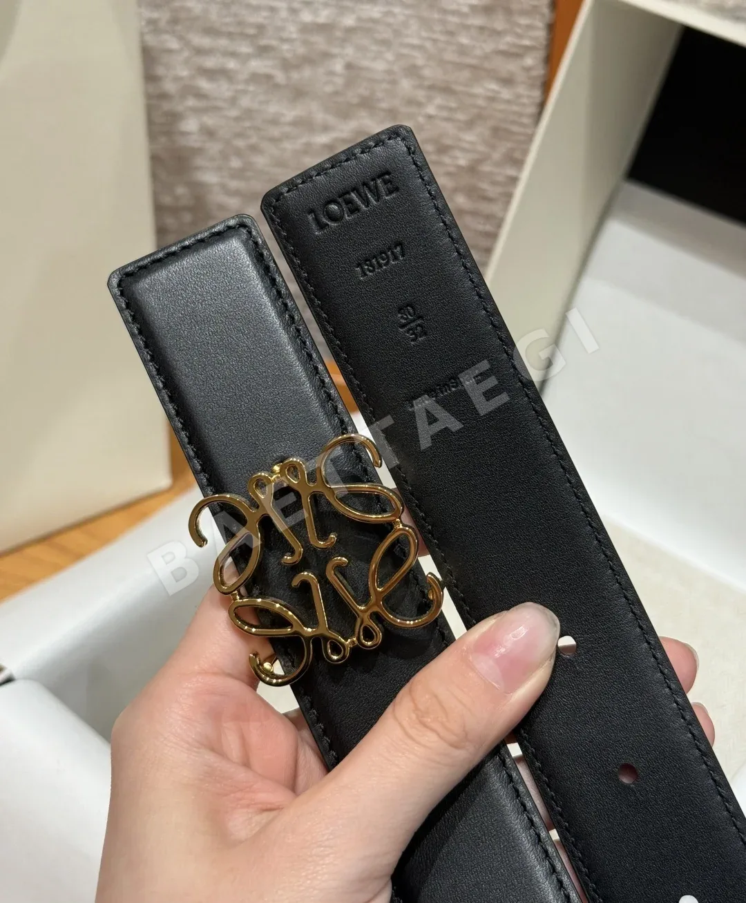 로에베 아나그램 양면 가죽 벨트 상세 이미지 6