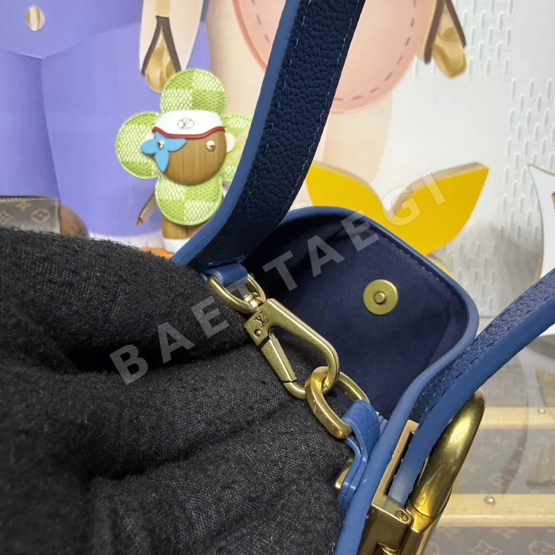 루이비통 올 인 BB 가죽 버킷백 M25543 가방 상세 이미지 7