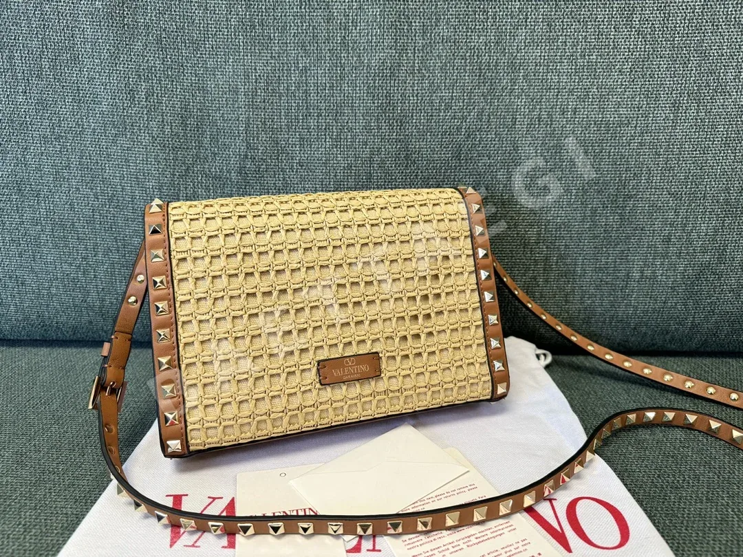 발렌티노 라피아 가죽 메신저백 상세 이미지 7