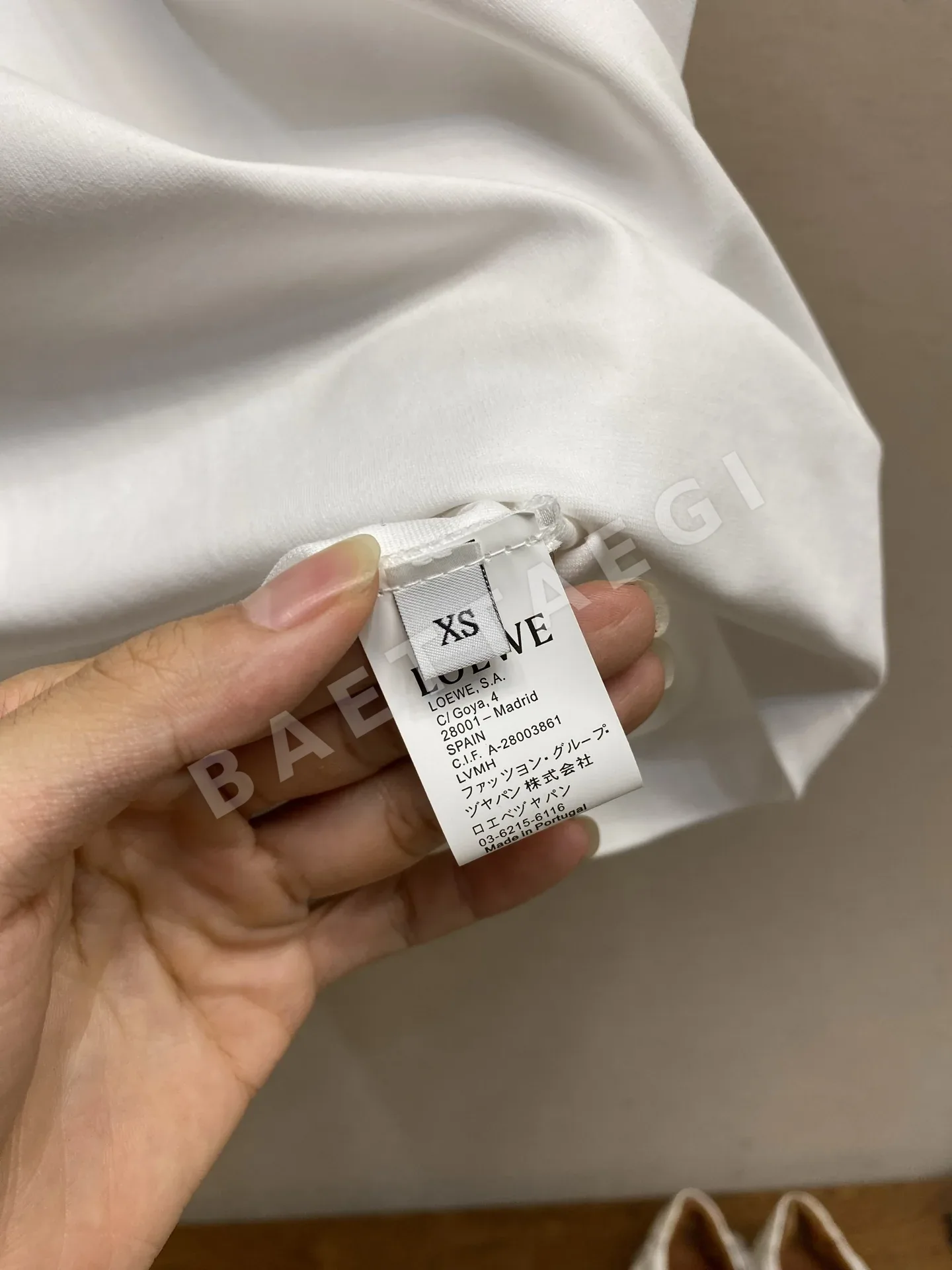 로에베 컬러 블록 자수 남성 반팔 티셔츠 상세 이미지 7