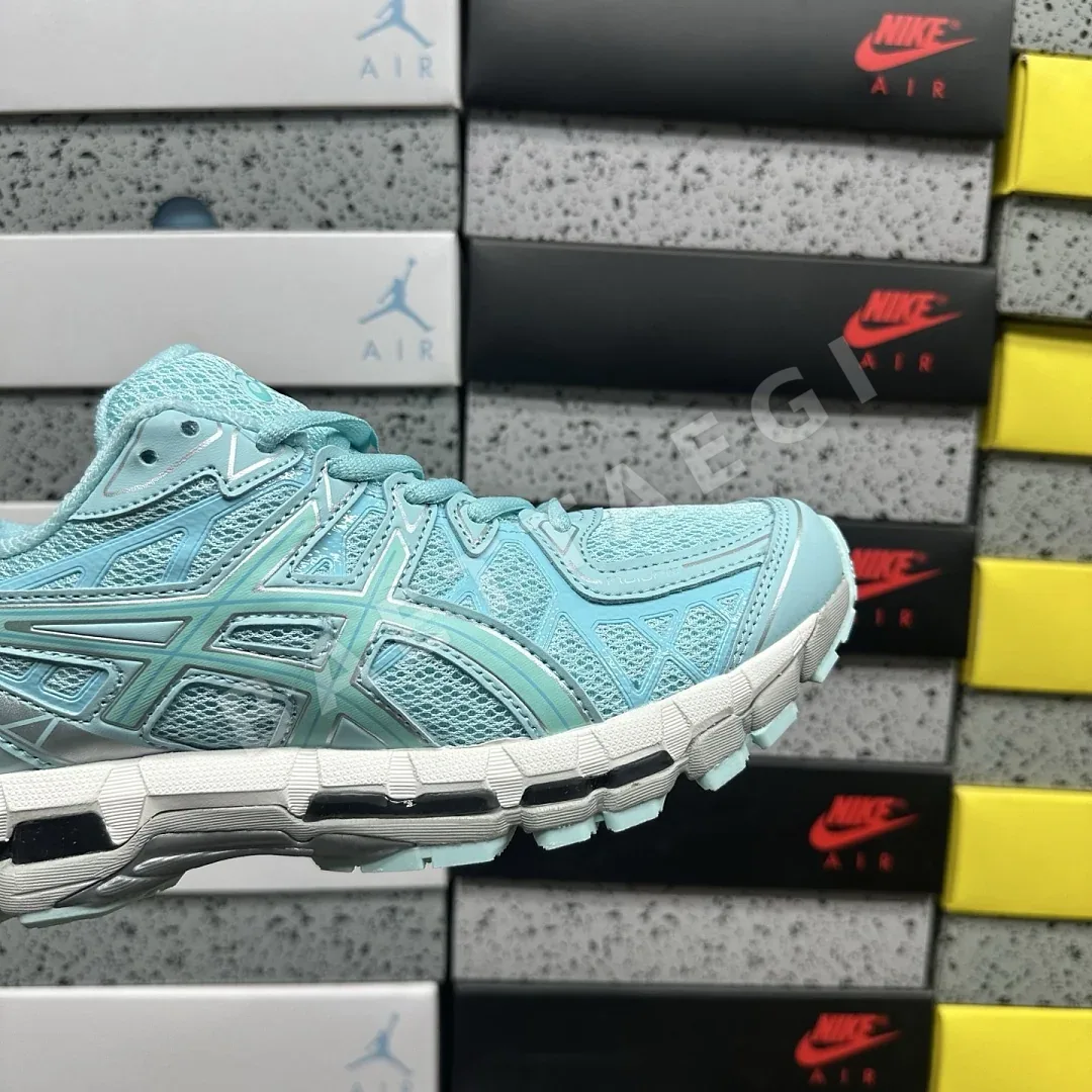 아식스 [KO] 젤 카야노 20 1203A758-300 200452 Asics Gel-Kayano 20 Fresh Ice Baltic Jewel 상세 이미지 4