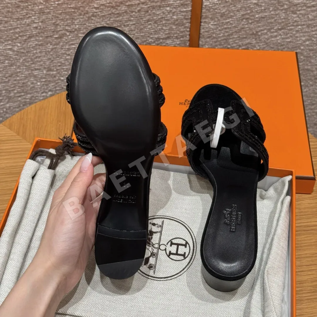 에르메스 오아시스 샌들 블랙 스웨이드 하이힐 상세 이미지 8
