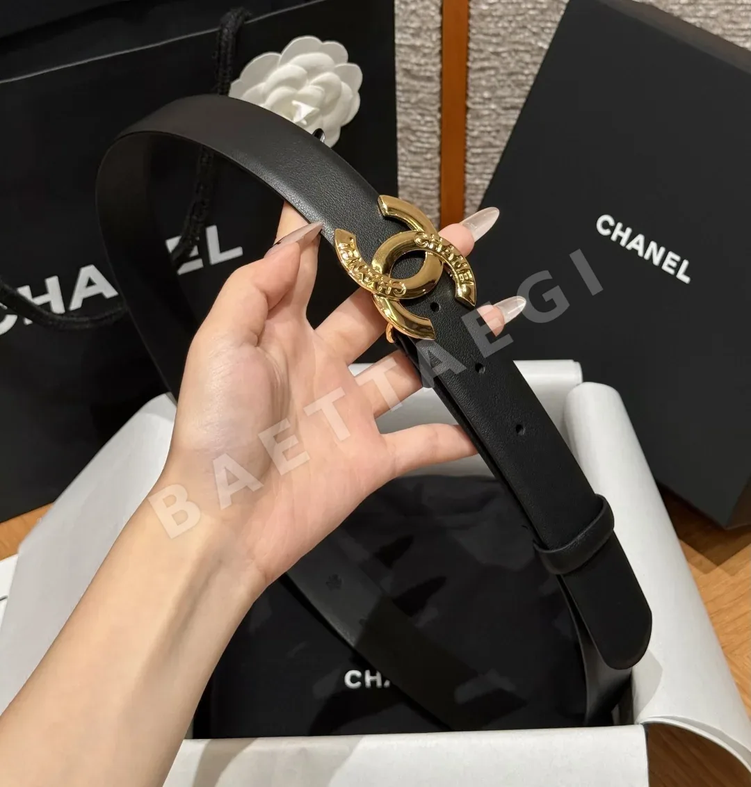 샤넬 클래식 더블 C 메탈 버클 벨트 상세 이미지 3