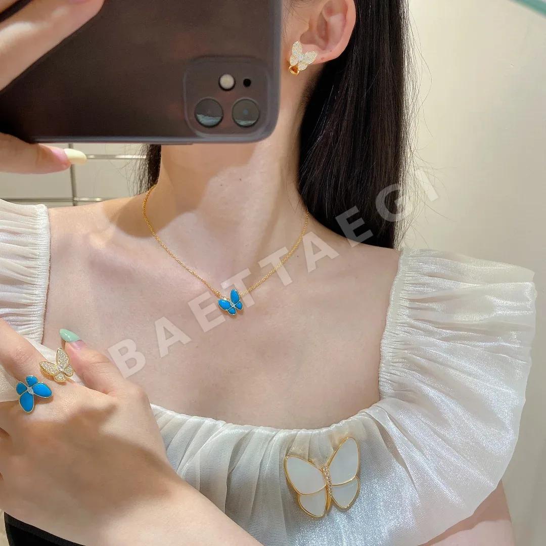반클리프앤아펠 터콰이즈 나비 목걸이 63718