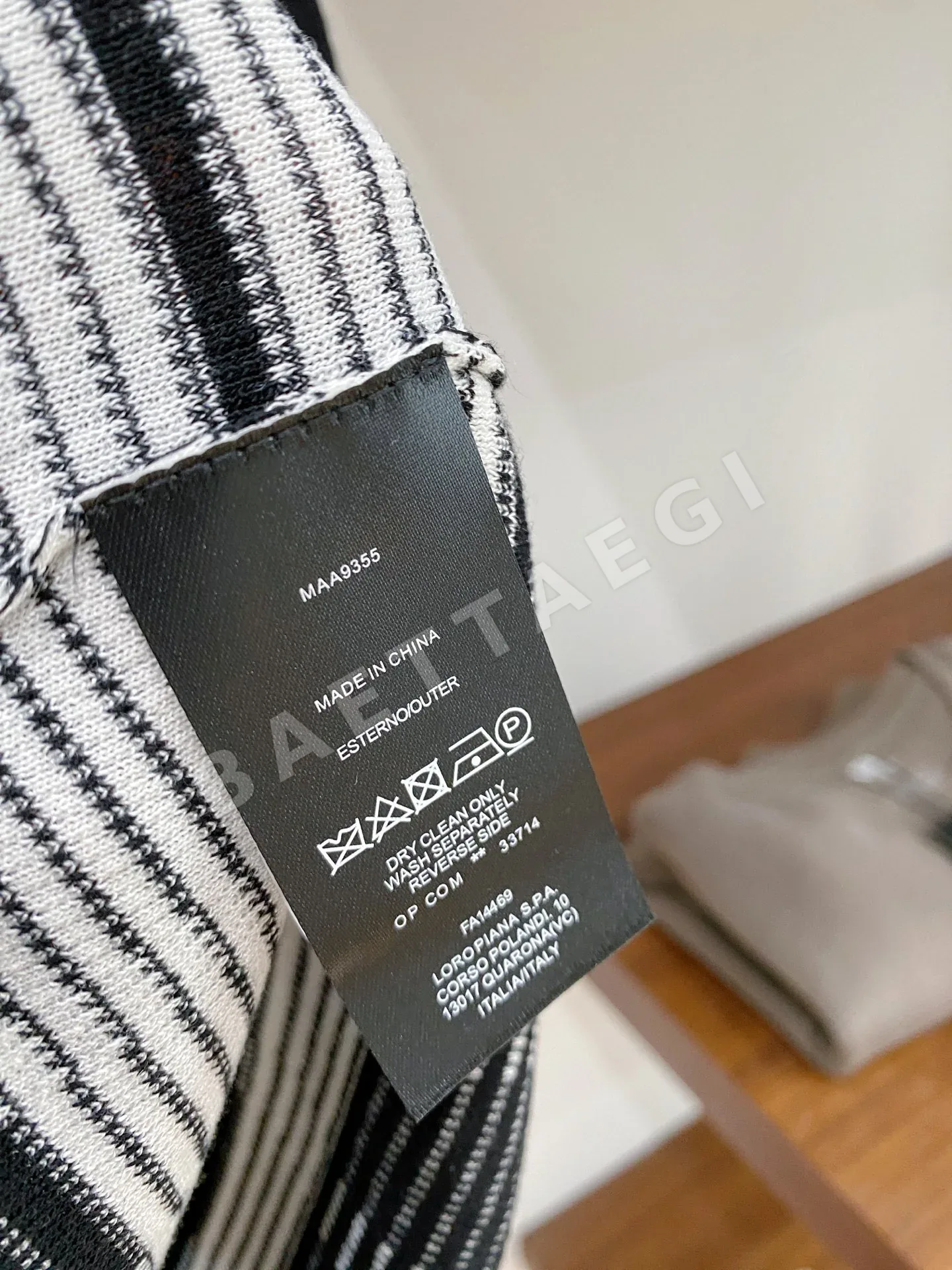 로로피아나 아세테이트 텐셀 린넨 혼방 남성 반팔 상세 이미지 10