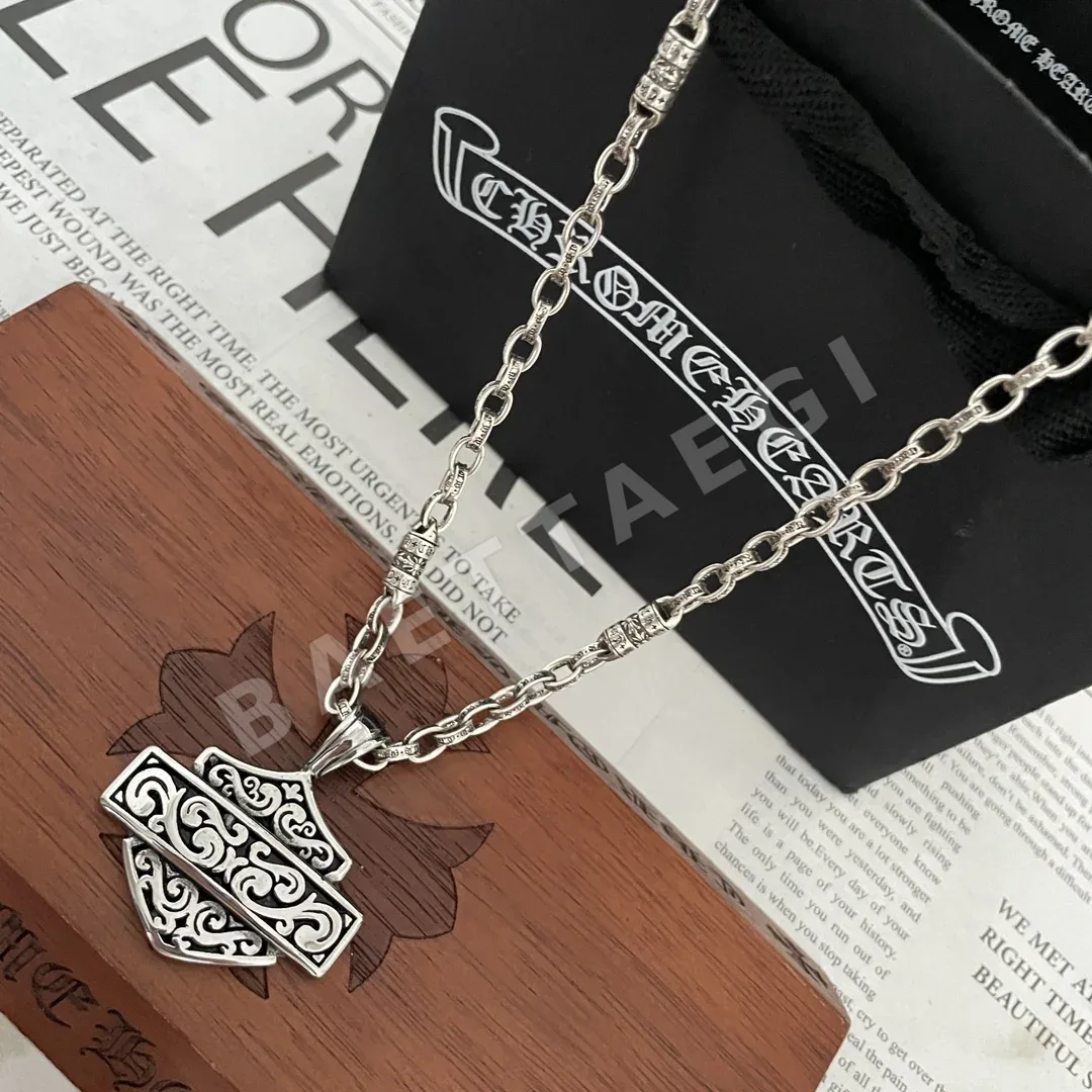 크롬하츠 클래식 레트로 십자가 구름 펜던트 목걸이 상세 이미지 4