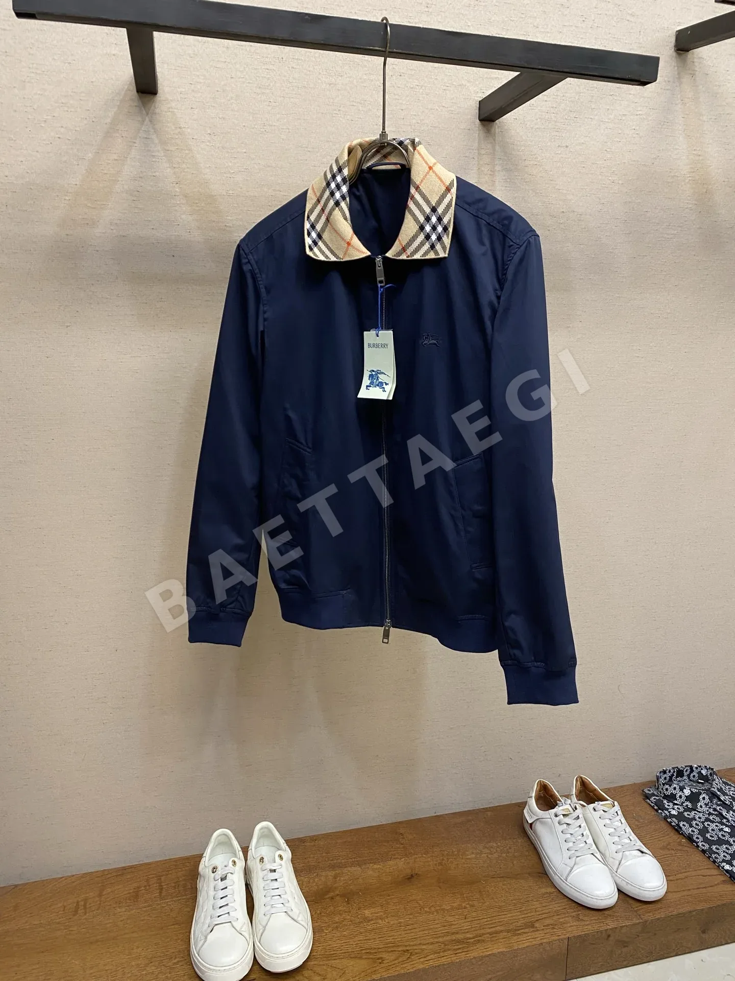 버버리 체크 카라 코튼 남성 자켓 146761