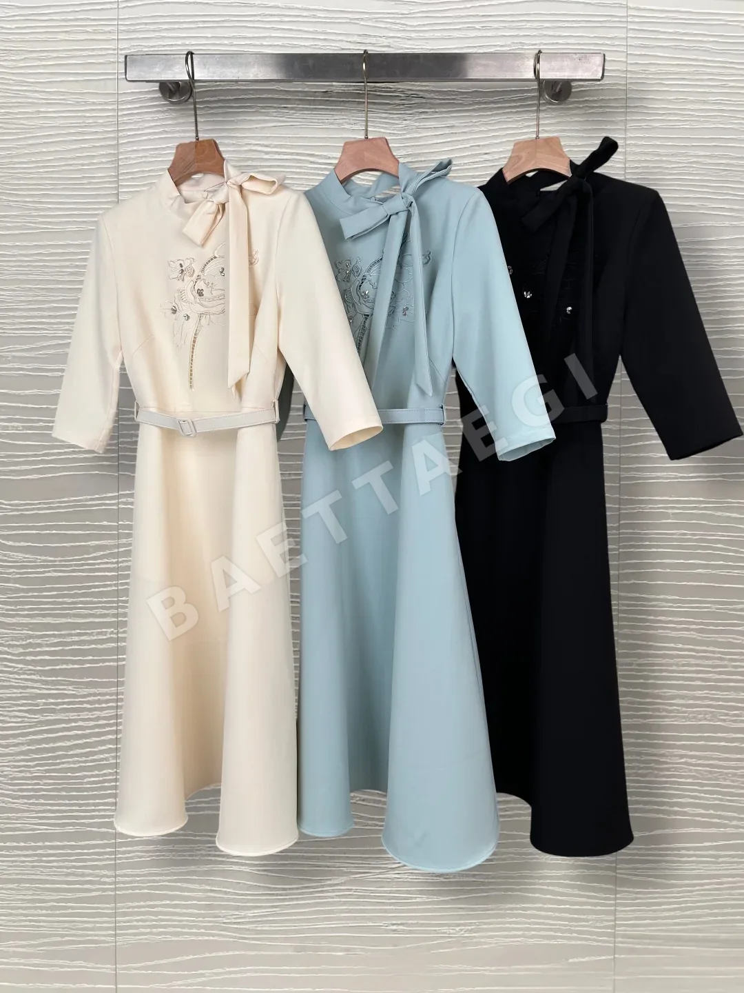 디올 자수 리본 벨트 원피스 상세 이미지 3