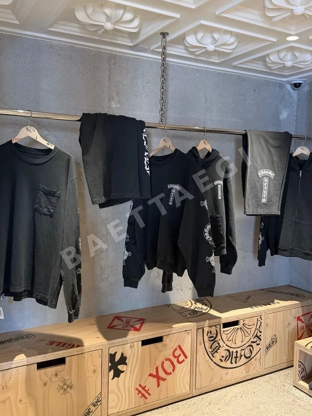 크롬하츠 워시드 블랙 긴팔 티셔츠 상세 이미지 17
