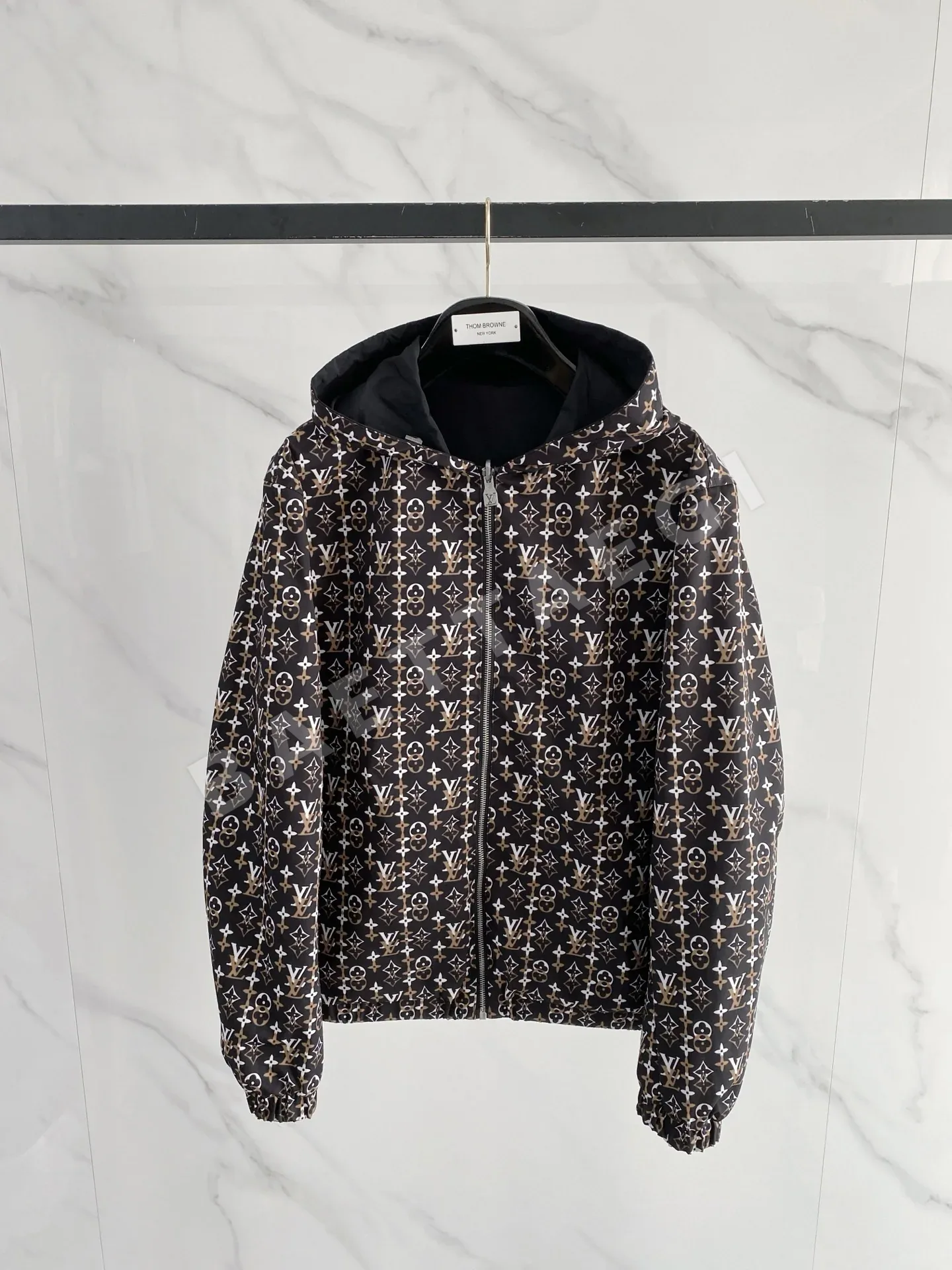 루이비통 2026 S/S 런웨이 클래식 가죽 라벨 재킷 19387 Louis Vuitton 상세 이미지 2