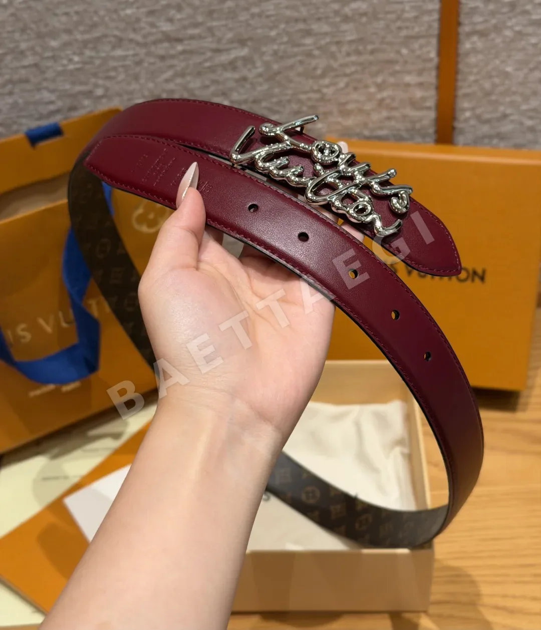 루이비통 스크립트 30mm 리버시블 벨트 상세 이미지 4