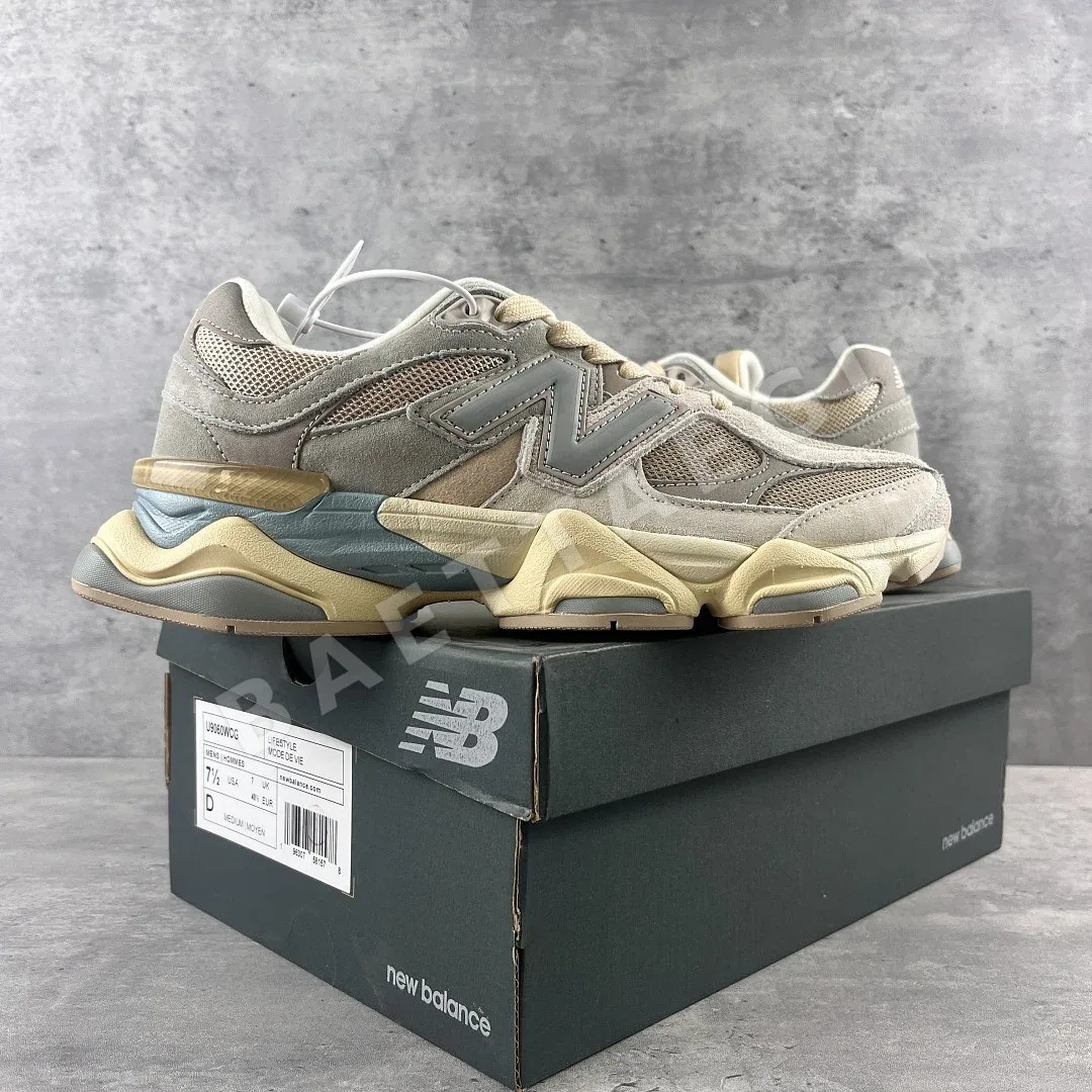 뉴발란스 [C] 9060 베이지 블루 U9060WCG 202095 New Balance 9060