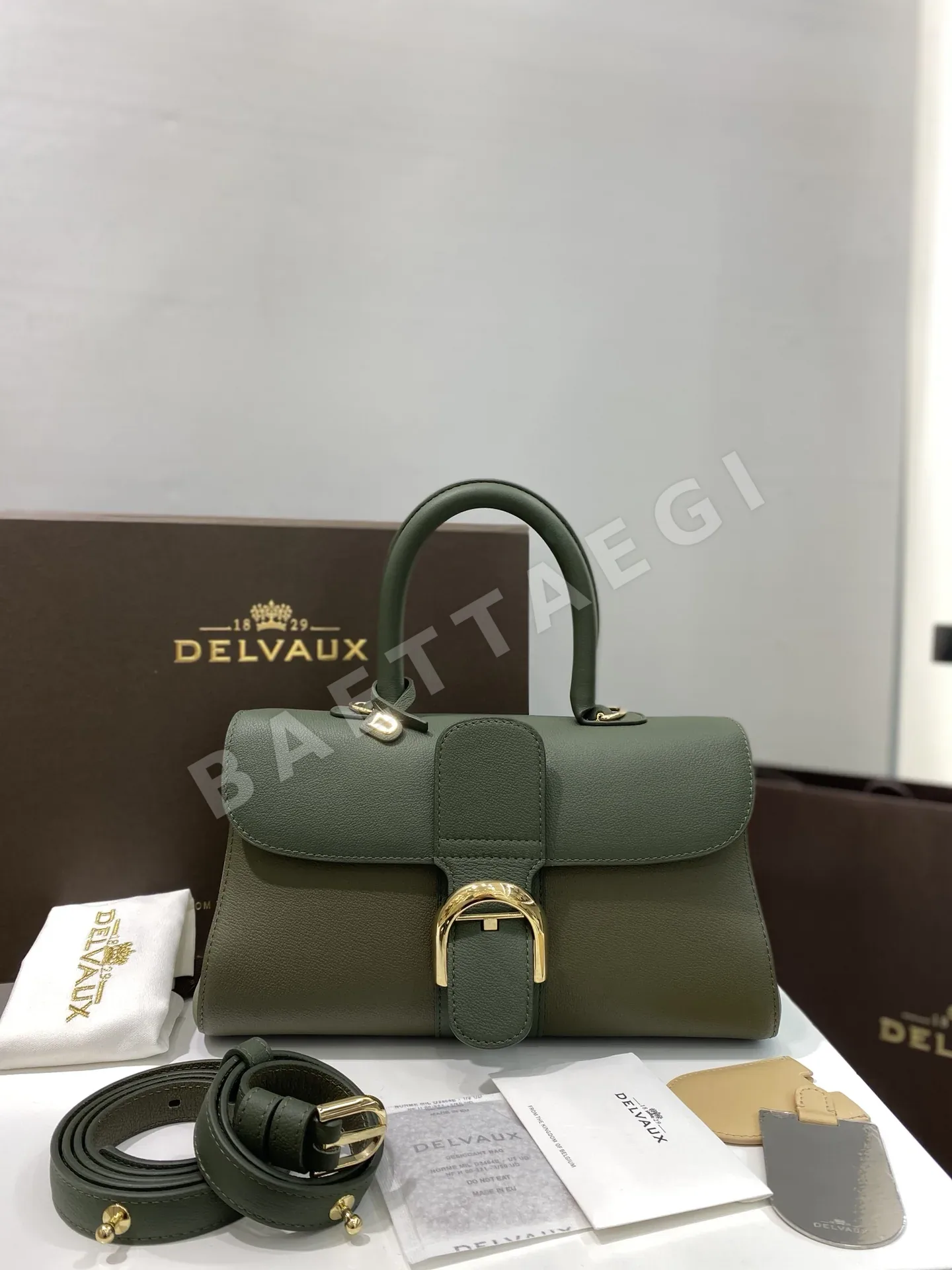 델보 브릴리언트 토고 가죽 가방 16989