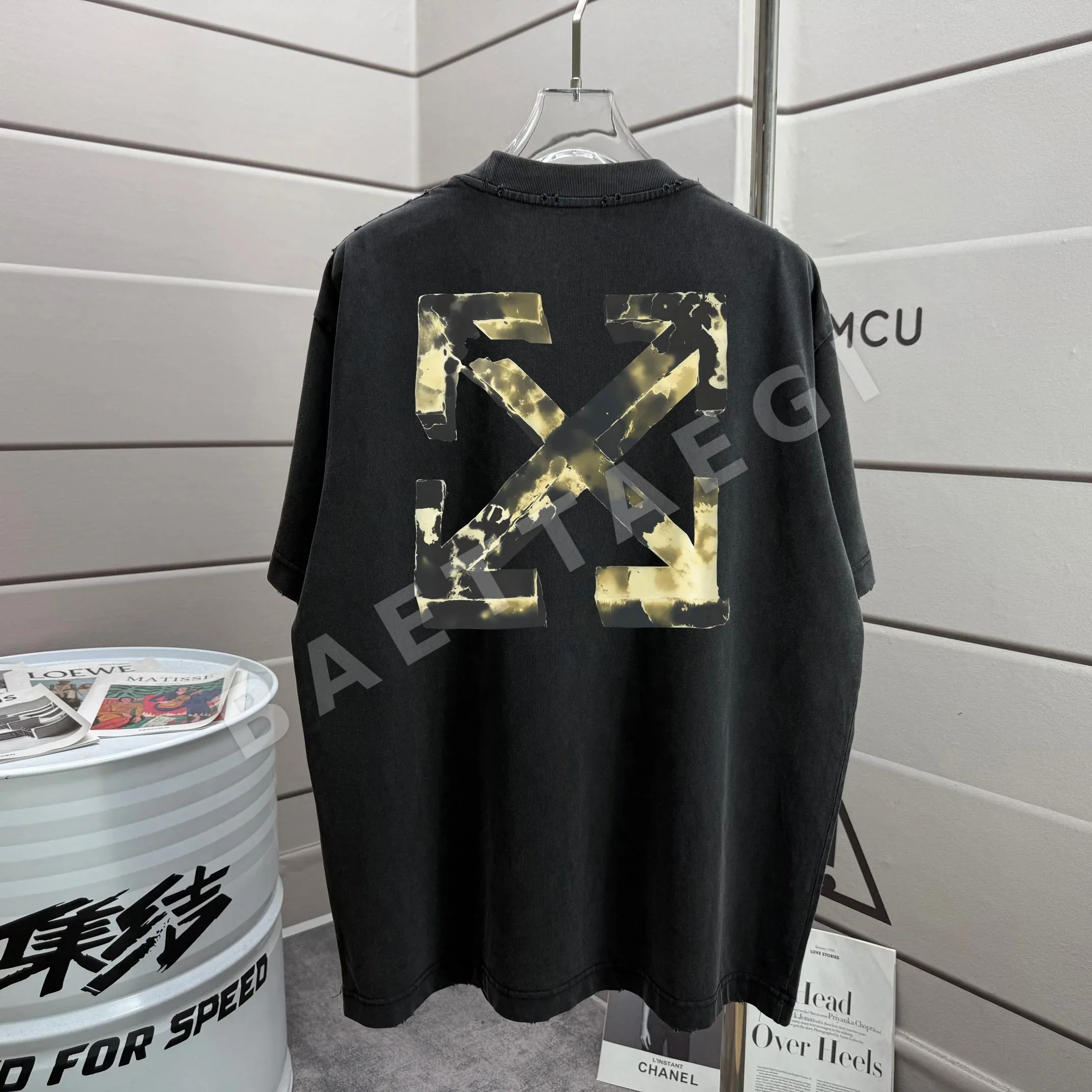 오프화이트 워시 가공 크루넥 반팔 티셔츠 87132