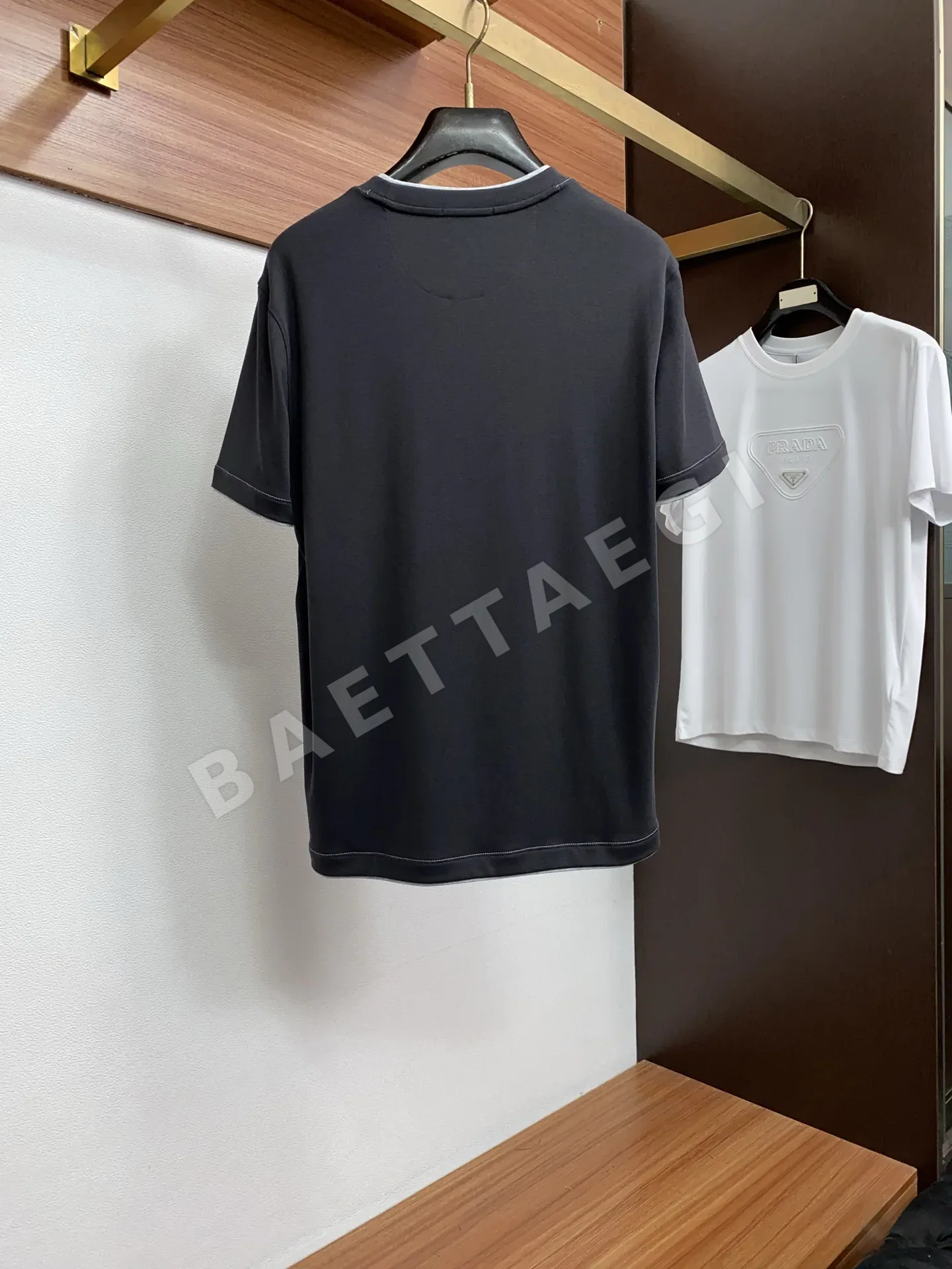 브루넬로쿠치넬리 린넨 코튼 라운드넥 남성 반팔 티셔츠 상세 이미지 10