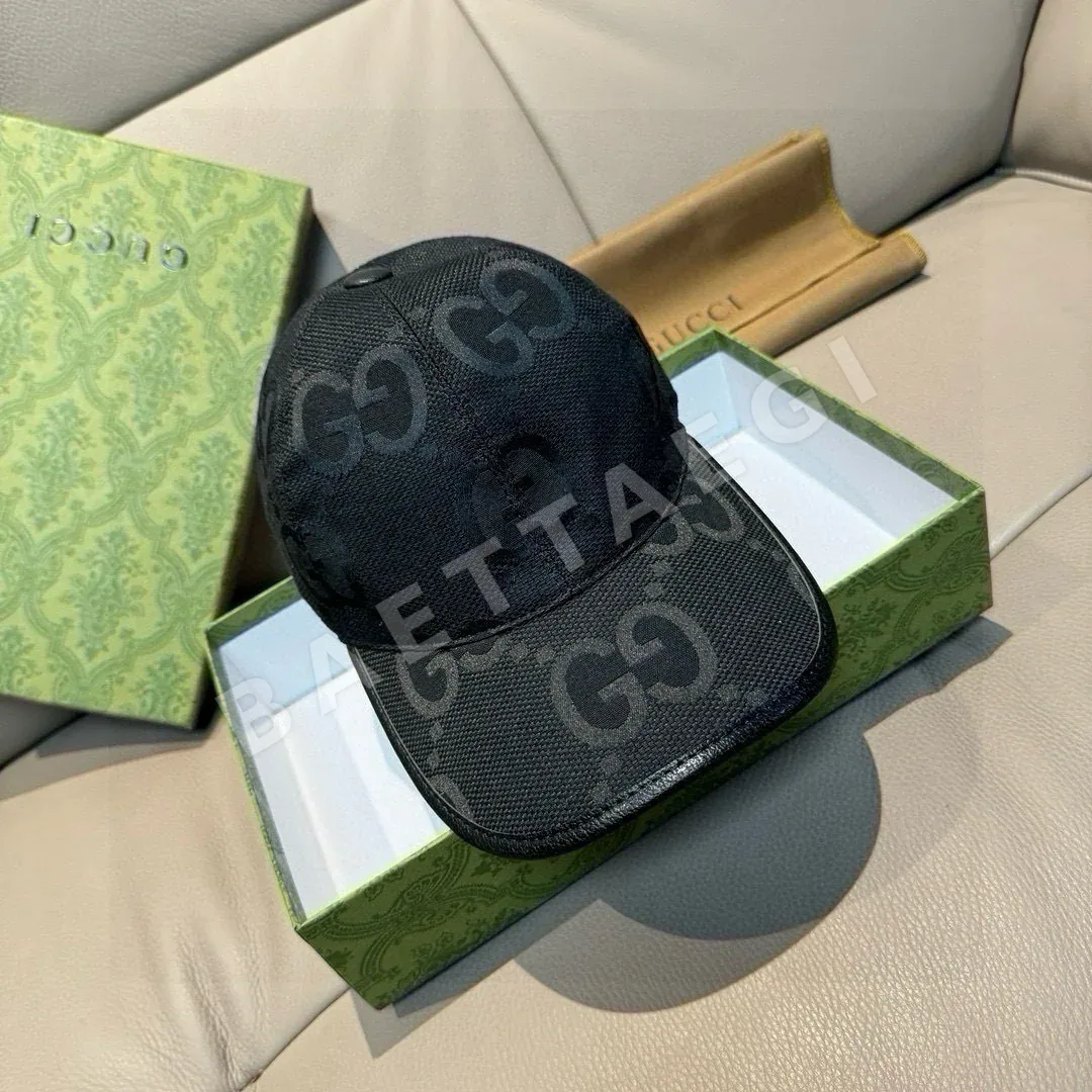 구찌 더블 G 로고 베이스볼 캡 185957