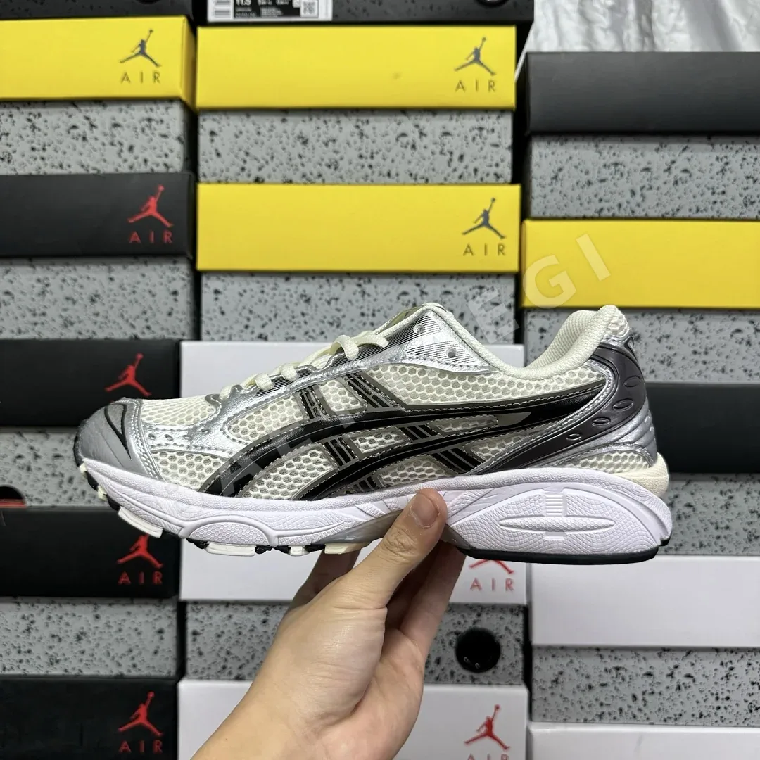 아식스 [LZ] 젤 카야노 14 1201A019-108 200586 Asics Gel-Kayano 14 Cream Black Metallic 상세 이미지 5