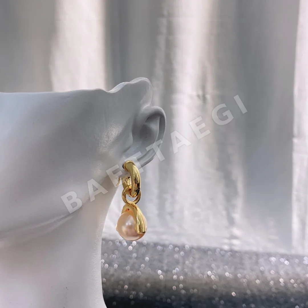셀린느 귀걸이 69529 Celine Earrings 상세 이미지 9