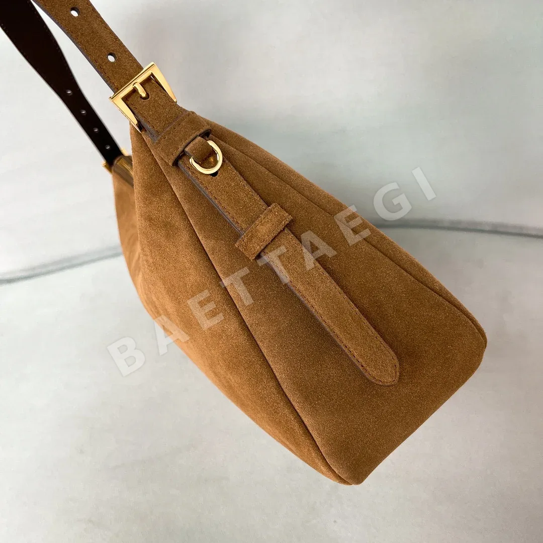 프라다 에이미 스웨이드 언더암 가방 1BC228 상세 이미지 3