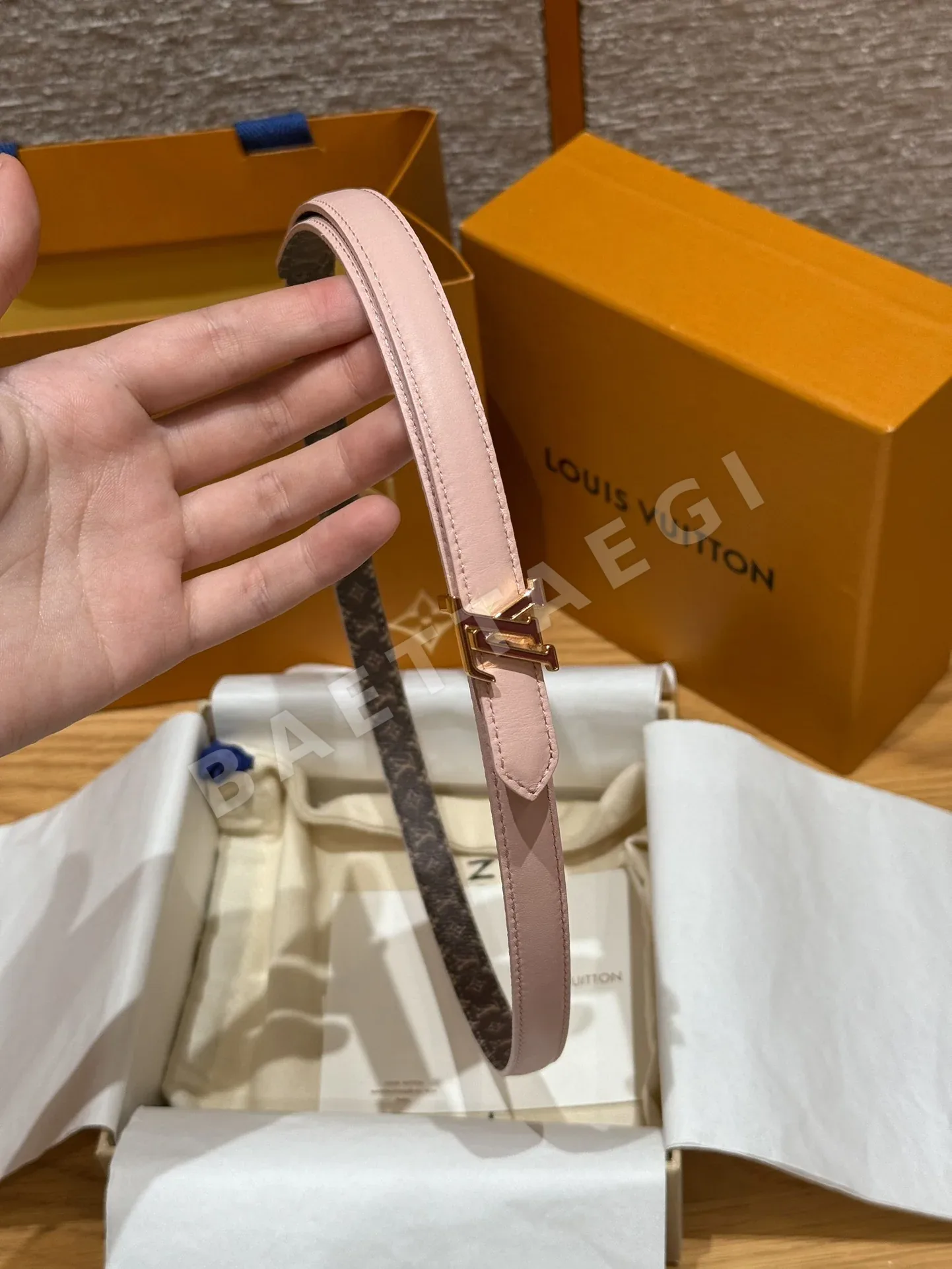 루이비통 리버시블 여성용 벨트 상세 이미지 3