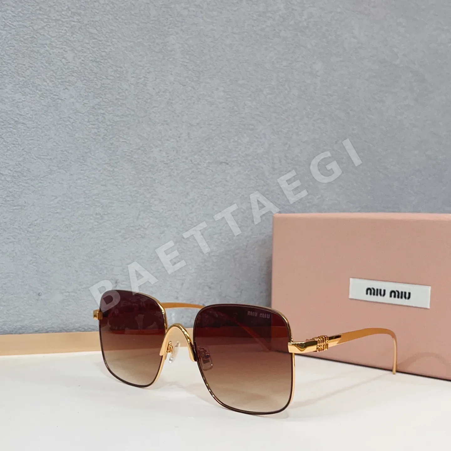 미우미우 선글라스 73082 Miu Miu Sunglasses 상세 이미지 2
