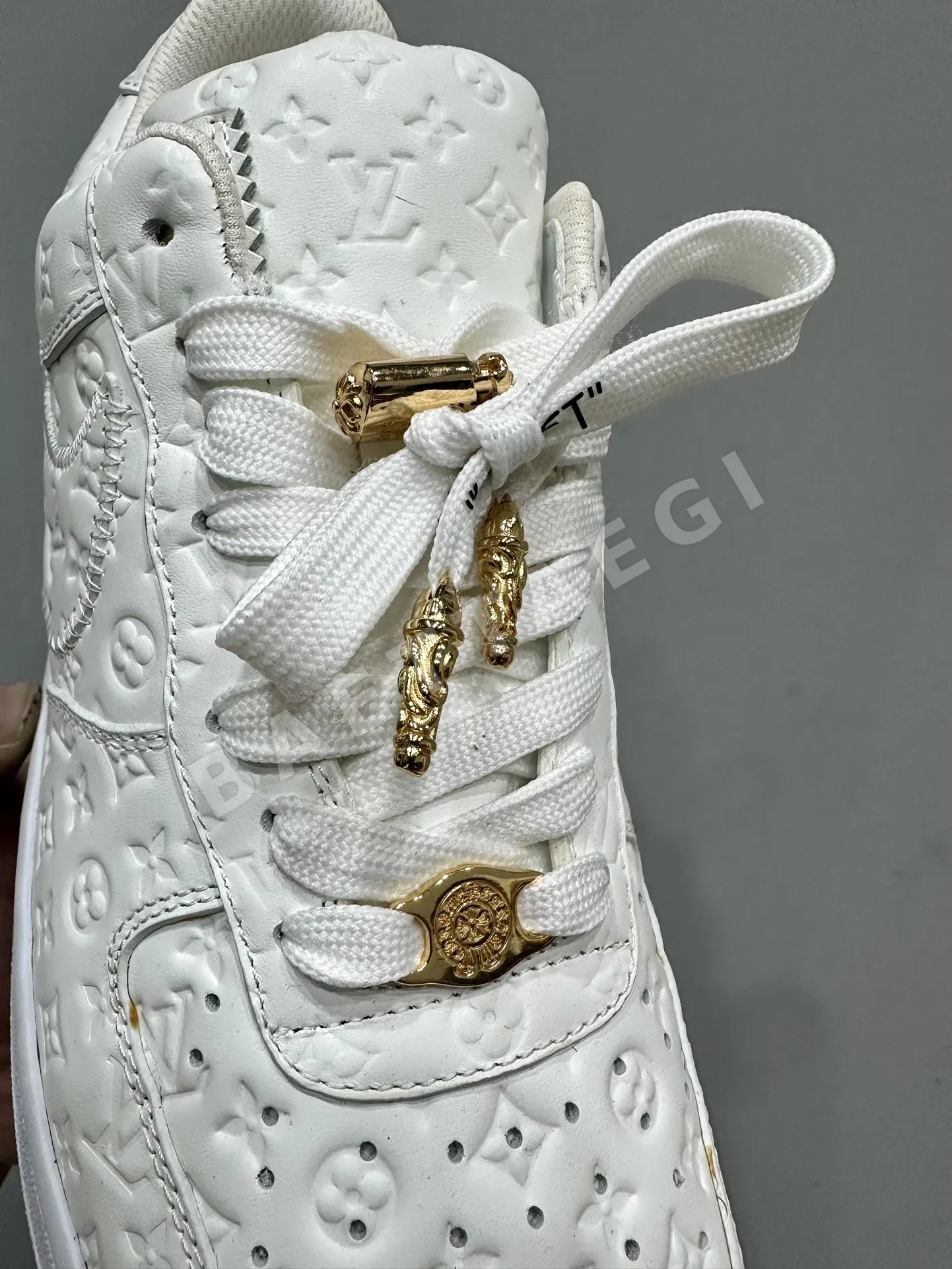 크롬하츠 신발 164048 Chrome Hearts Sneakers 상세 이미지 3