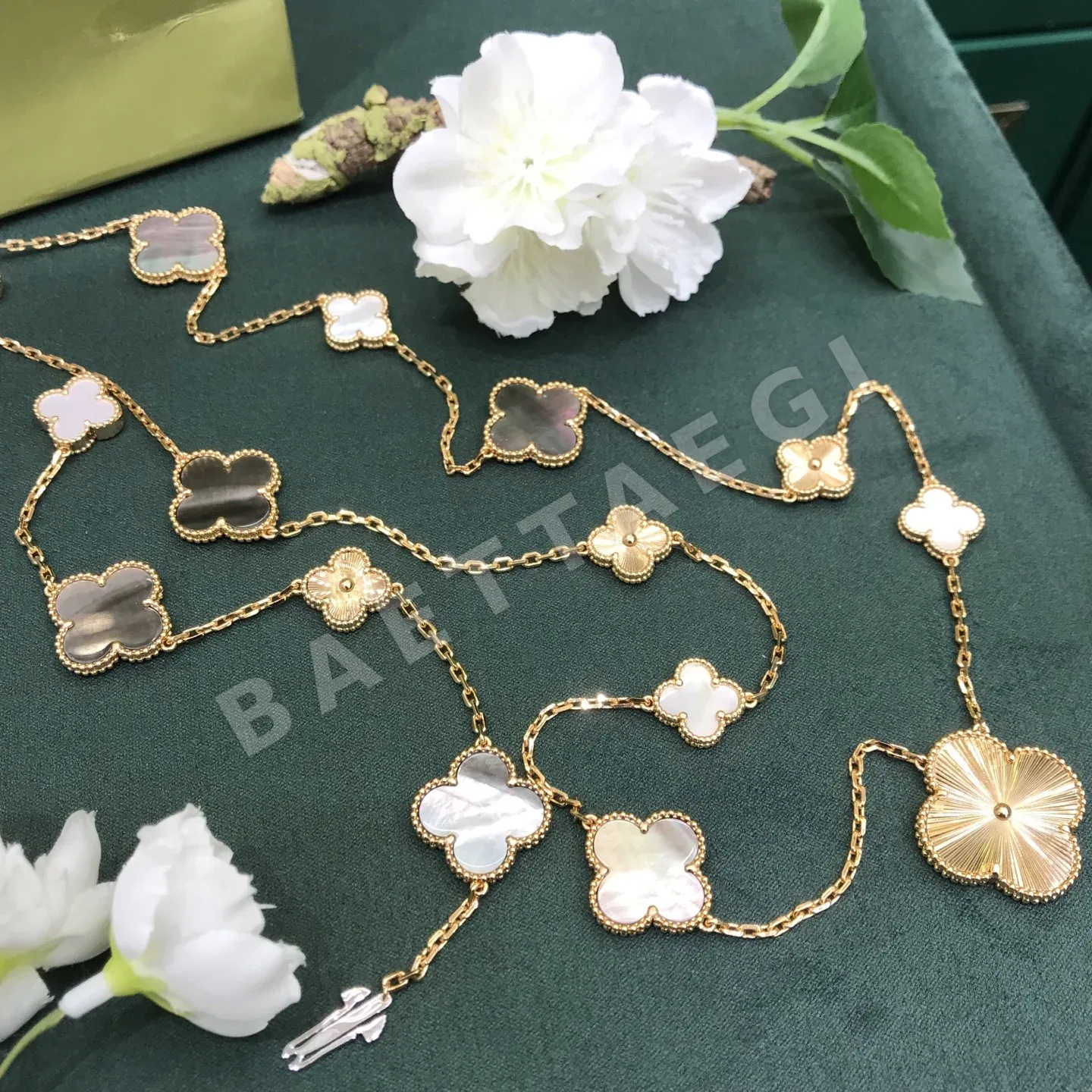 반클리프앤아펠 목걸이 63723 Van Cleef & Arpels Necklace 상세 이미지 4