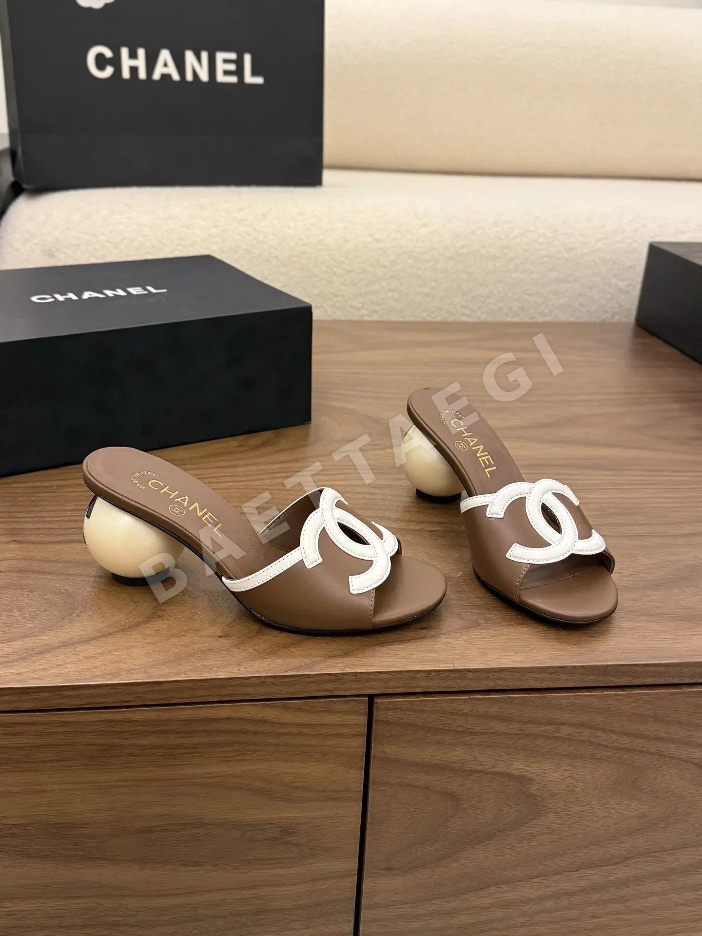 샤넬 소가죽 여성 하이힐 신발 상세 이미지 7